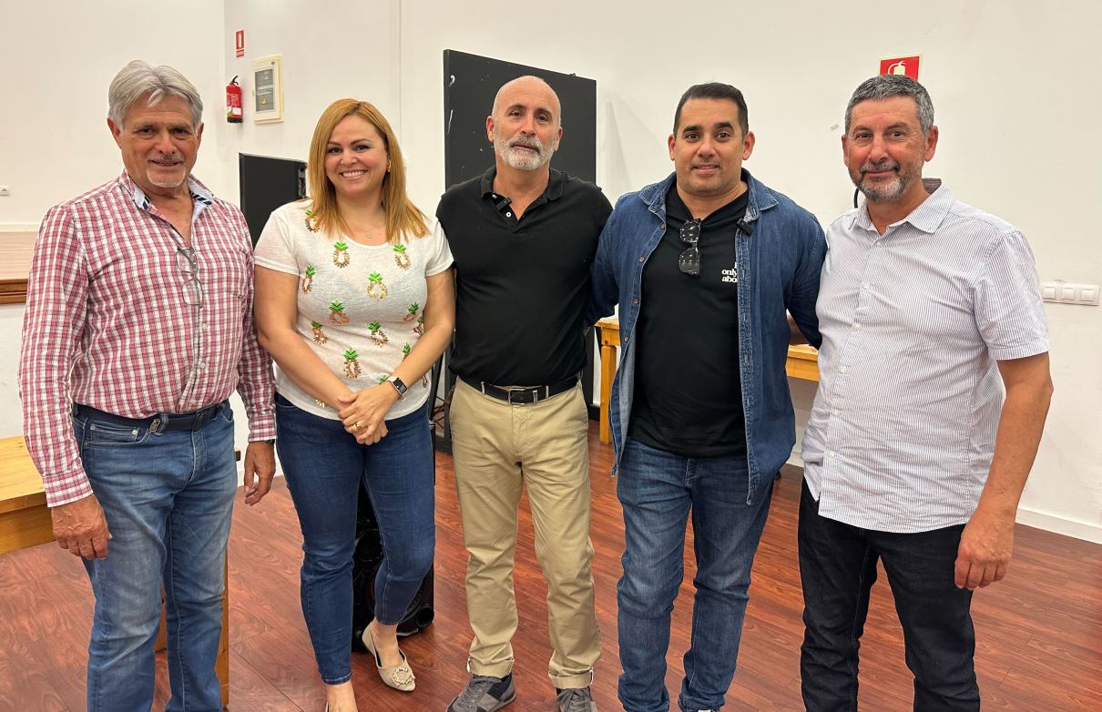 Miembros de NC  en Playa Honda