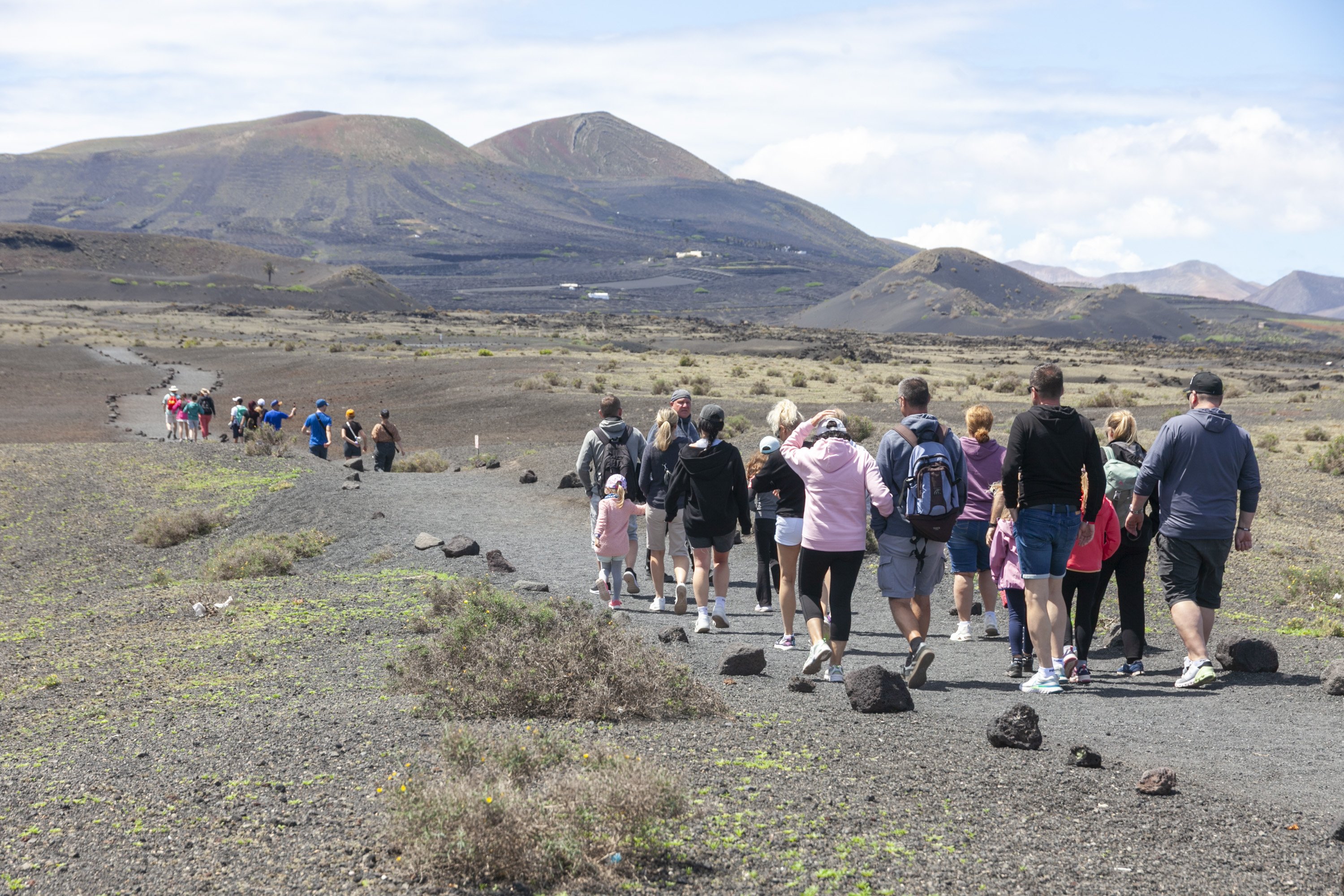 La prueba piloto de lanzaderas en el Volcán del Cuervo y Caldera Blanca. Foto: Juan Mateos. La prueba piloto de lanzaderas en el Volcán del Cuervo y Caldera Blanca. Foto: Juan Mateos.