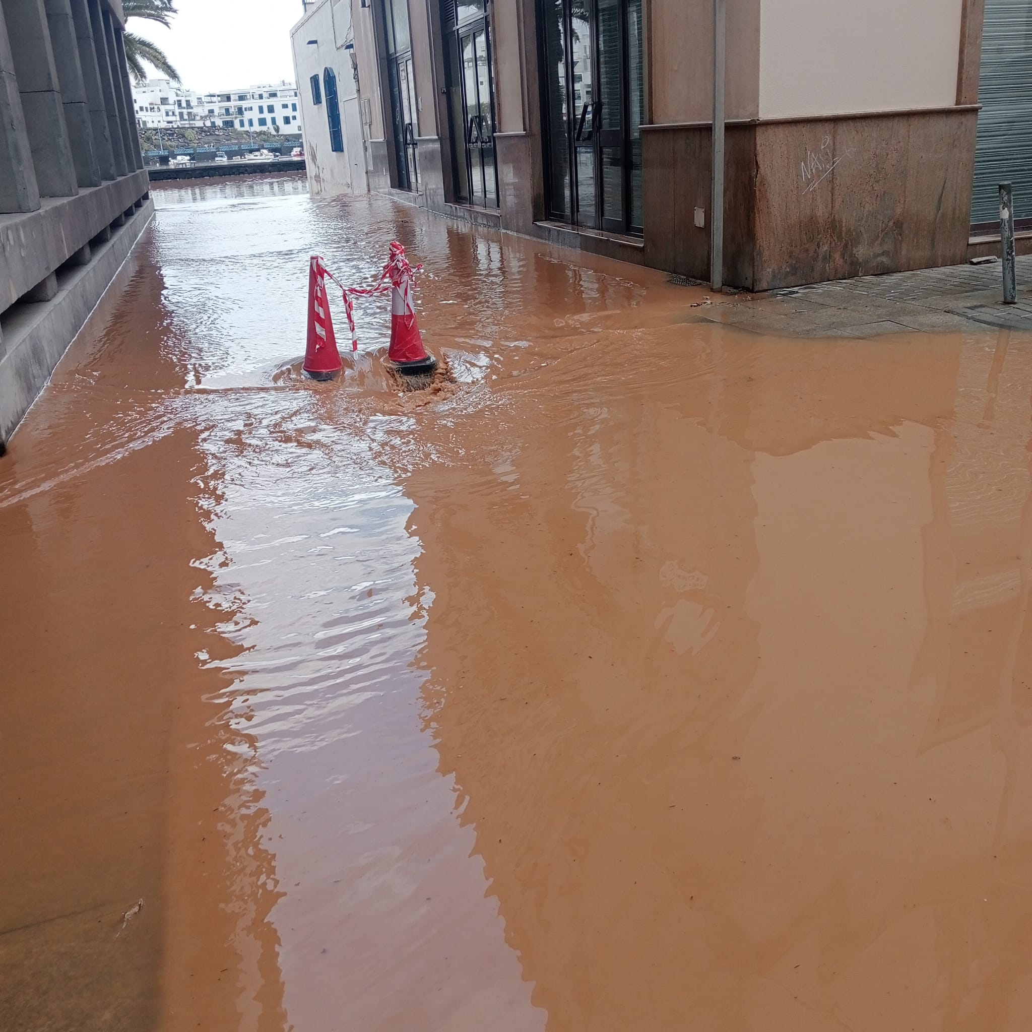 Arrecife sufre la peor parte de las lluvias Arrecife sufre la peor parte de las lluvias