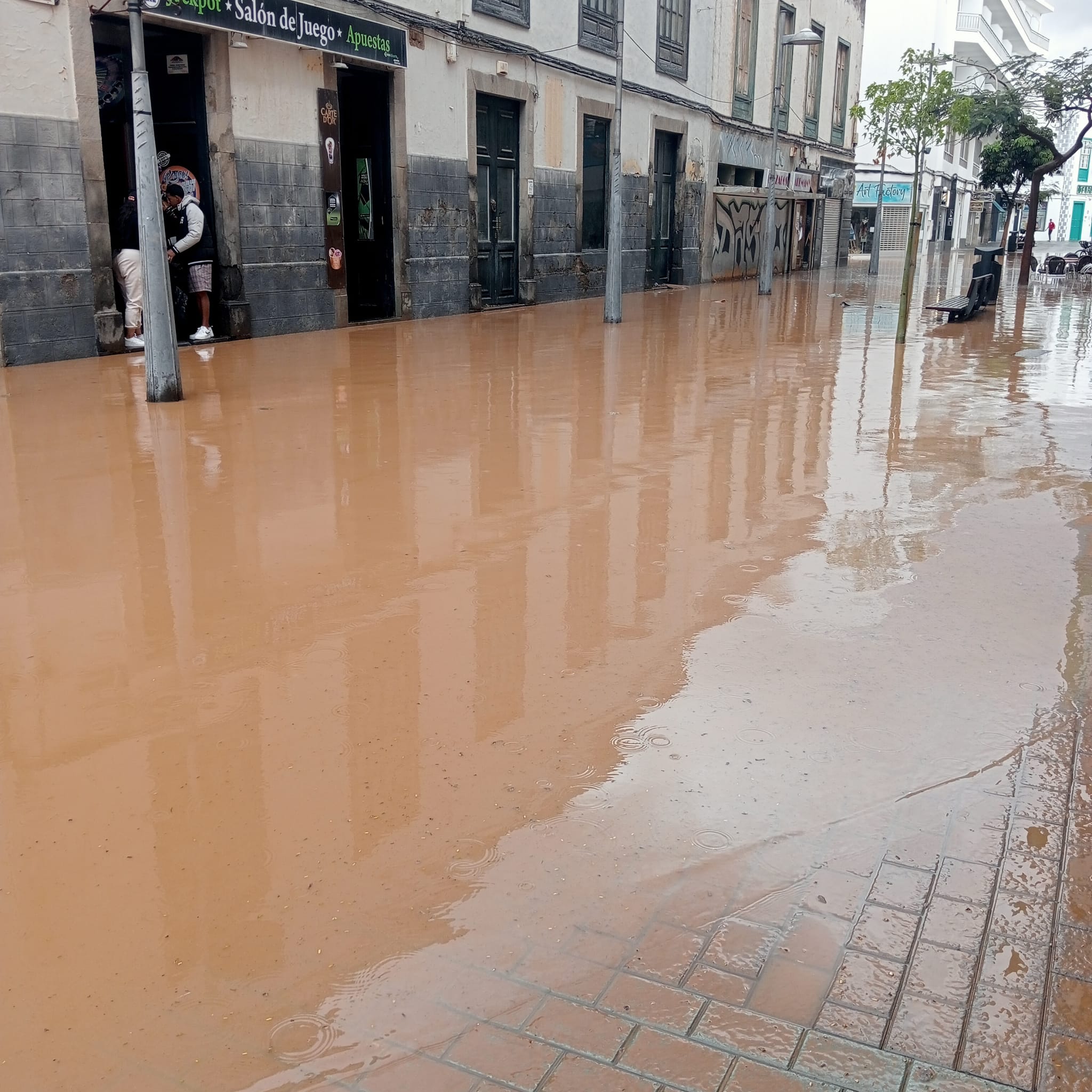 Arrecife sufre la peor parte de las lluvias Arrecife sufre la peor parte de las lluvias