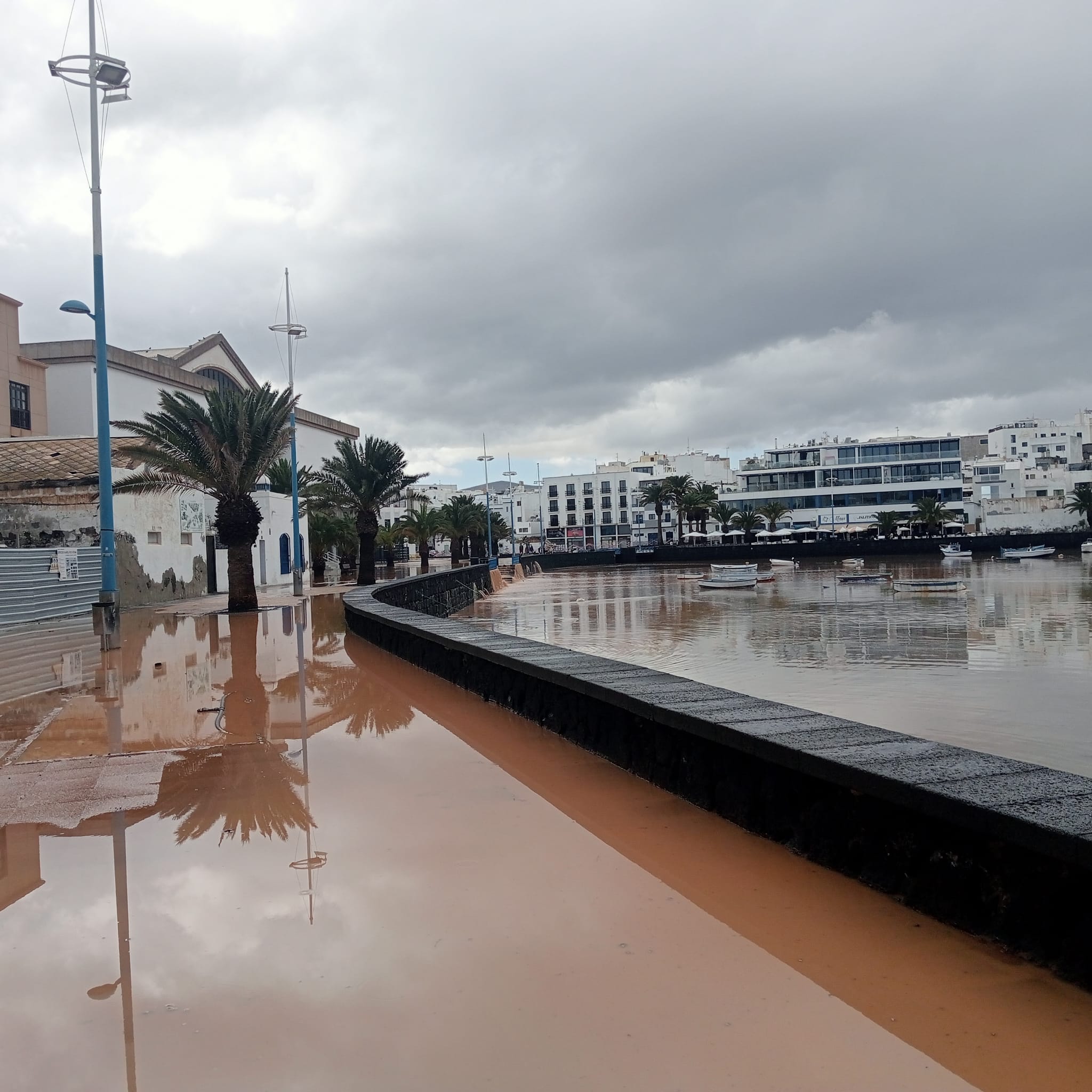 Arrecife sufre la peor parte de las lluvias Arrecife sufre la peor parte de las lluvias