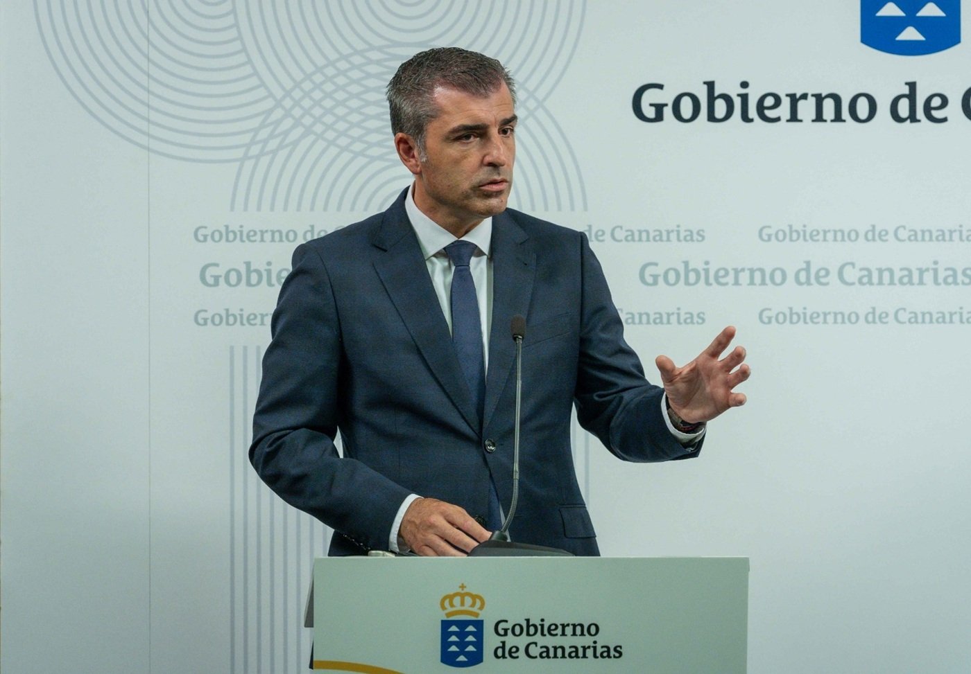 Manuel Domínguez, vicepresidente de Canarias y consejero de Economía, cartera que gestiona las ayudas.