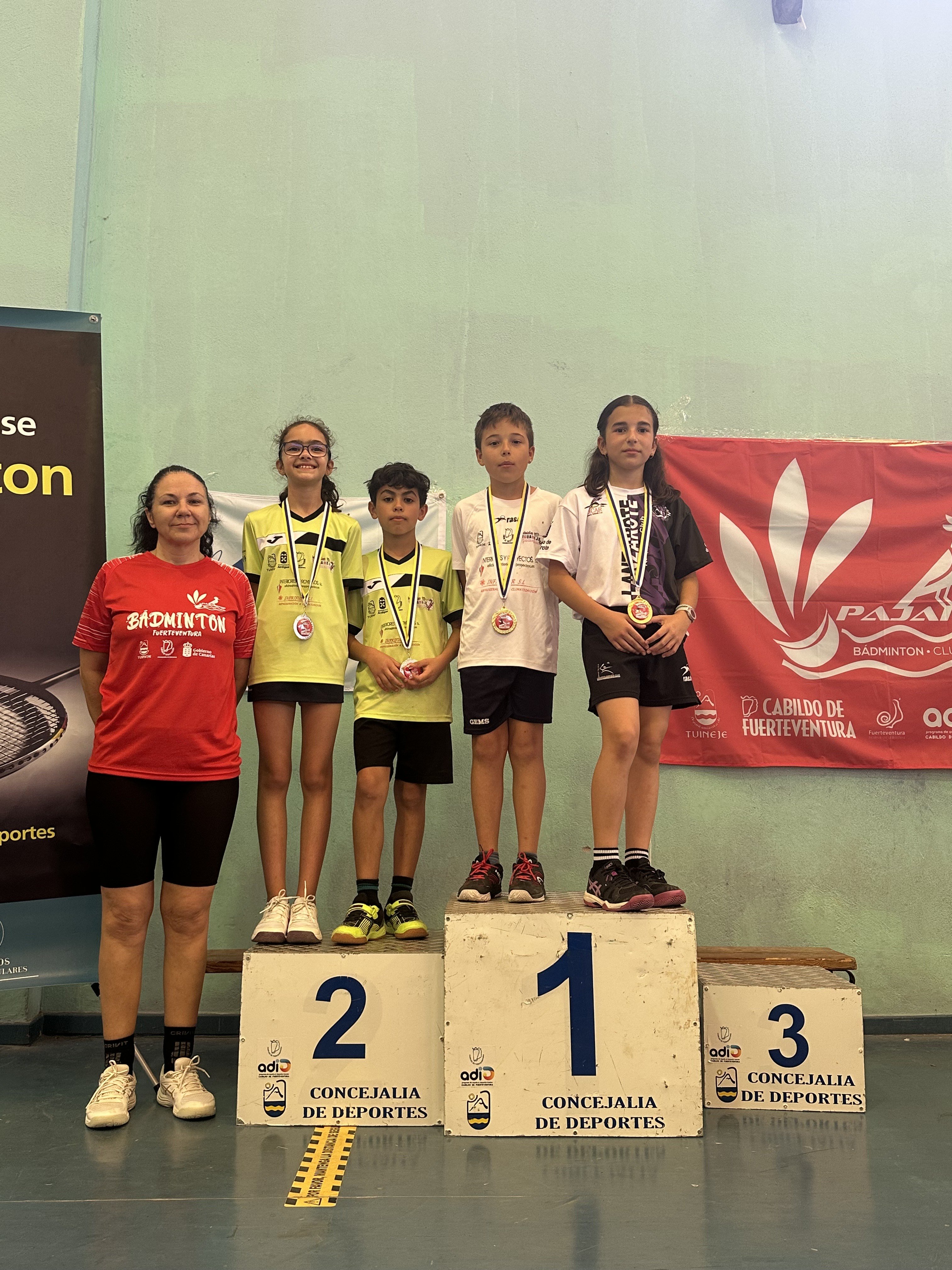 El Lanzarote Raqueta Club vuelve con cuatro medallas en el TOP TTR Tuineje de Fuerteventura El Lanzarote Raqueta Club vuelve con cuatro medallas en el TOP TTR Tuineje de Fuerteventura