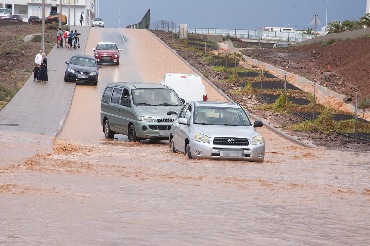 Inundaciones del pasado 12 de abril en Arrecife. Fotos: Juan Mateos.