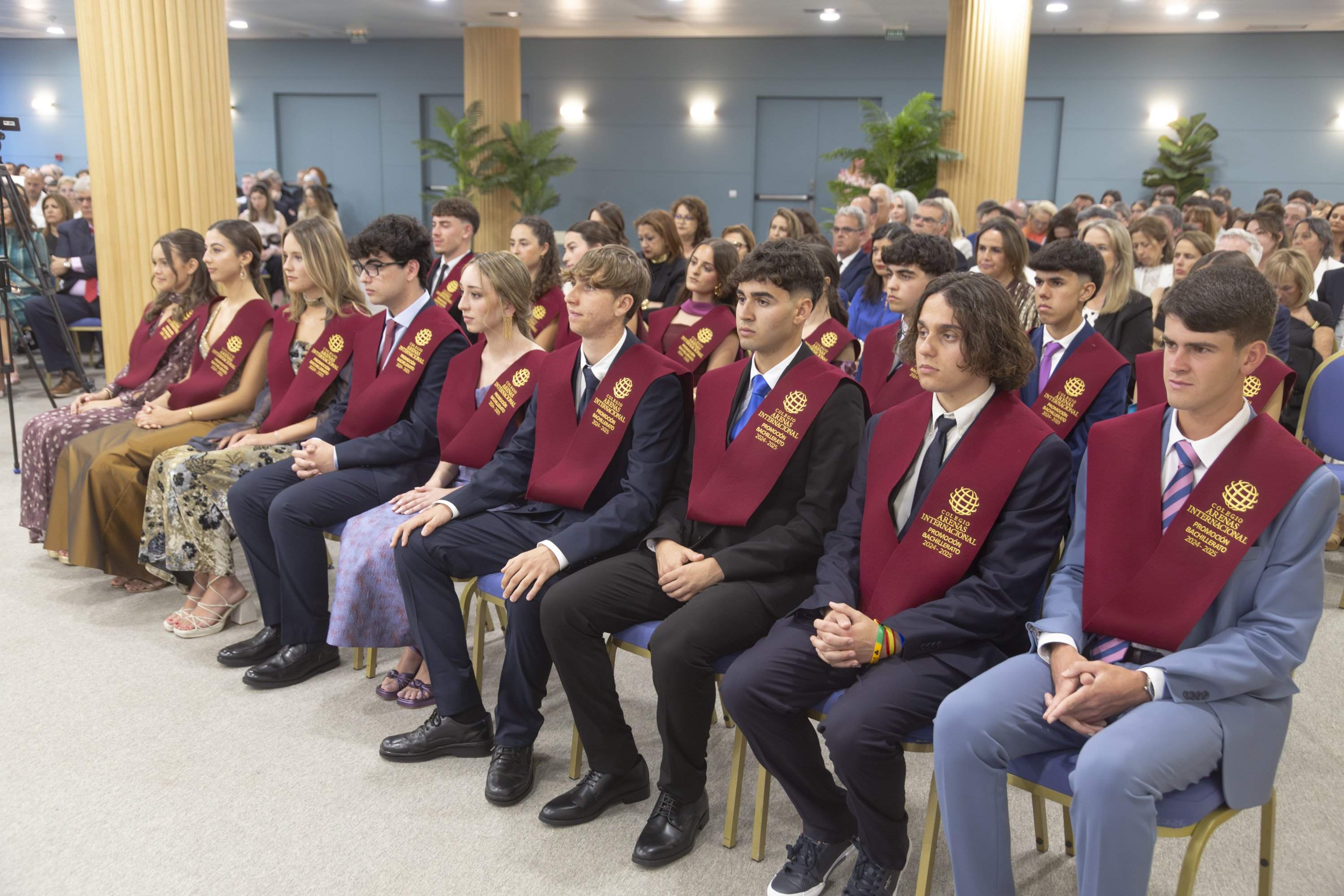 Graduación de alumnos del Colegio Arenas Internacional Graduación de alumnos del Colegio Arenas Internacional