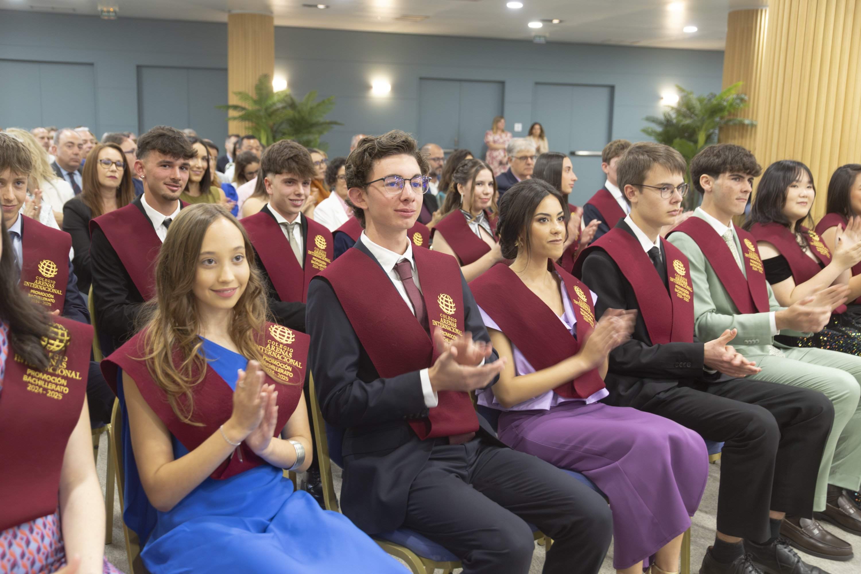 Graduación de alumnos del Colegio Arenas Internacional Graduación de alumnos del Colegio Arenas Internacional