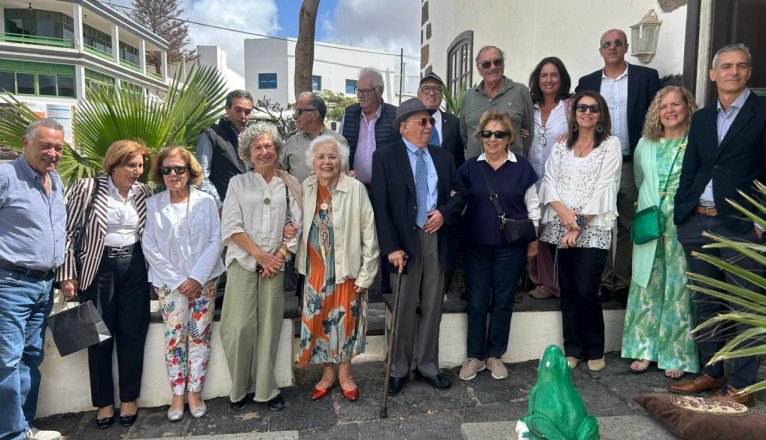 El museo Tanit de San Bartolomé rinde homenaje a José Ferrer Perdomo en su 89 cumpleaños El museo Tanit de San Bartolomé rinde homenaje a José Ferrer Perdomo en su 89 cumpleaños