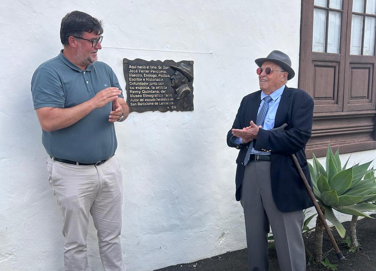 El museo Tanit de San Bartolomé rinde homenaje a José Ferrer Perdomo en su 89 cumpleaños
