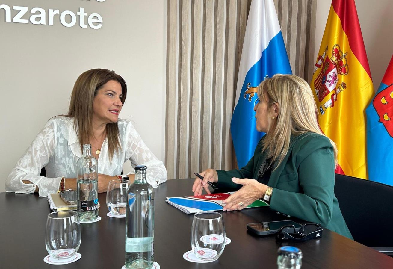 María Jesús Tovar con Beatriz Salazar 