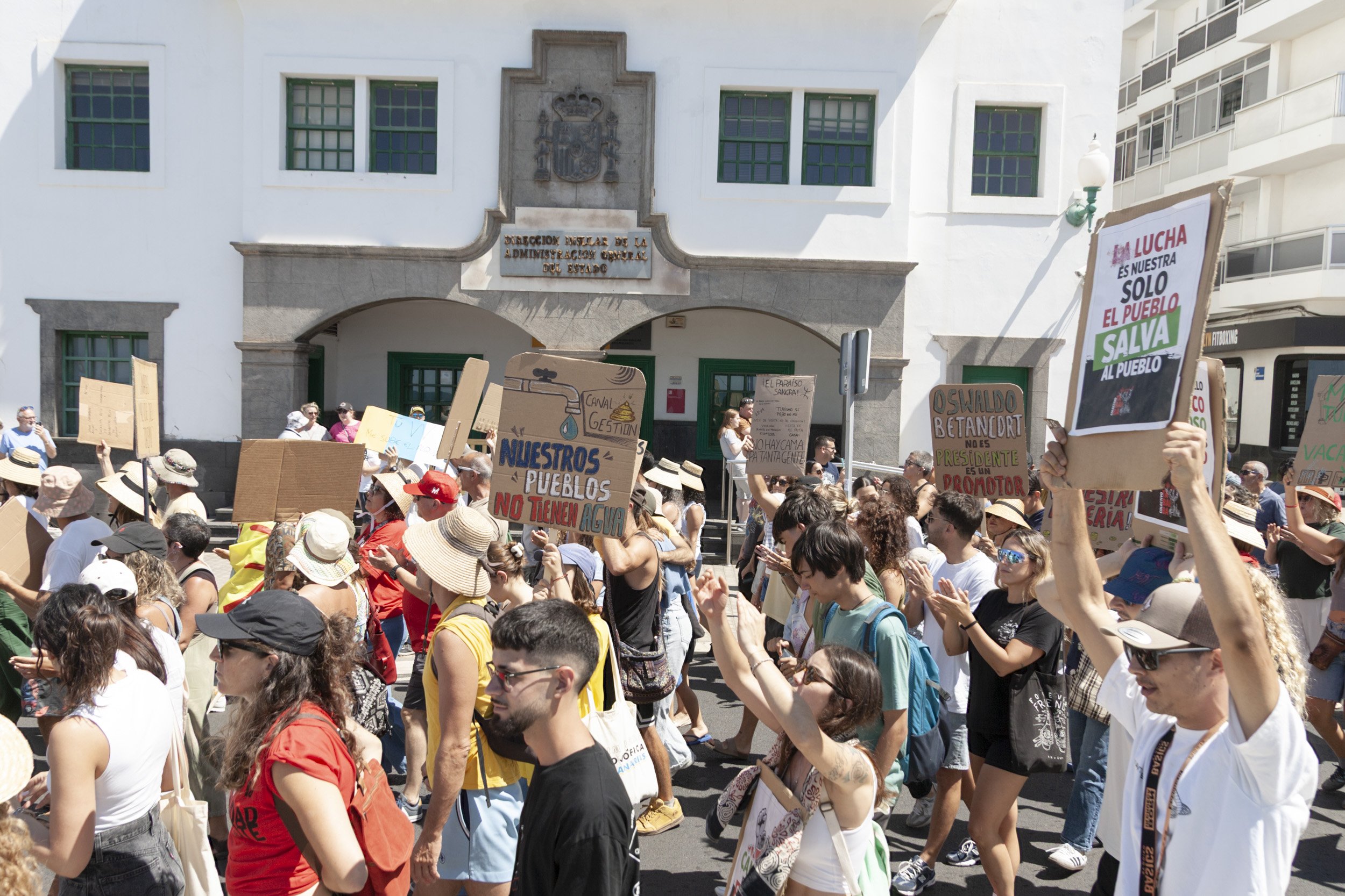 Lanzarote tiene un límite, 18M (Fotos: Juan Mateos) Lanzarote tiene un límite, 18M (Fotos: Juan Mateos)