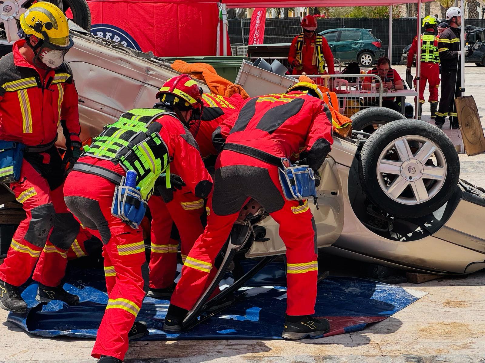 Encuentro Nacional de Rescate de Accidentes de Tráfico y Trauma (ENRATT) Encuentro Nacional de Rescate de Accidentes de Tráfico y Trauma (ENRATT)