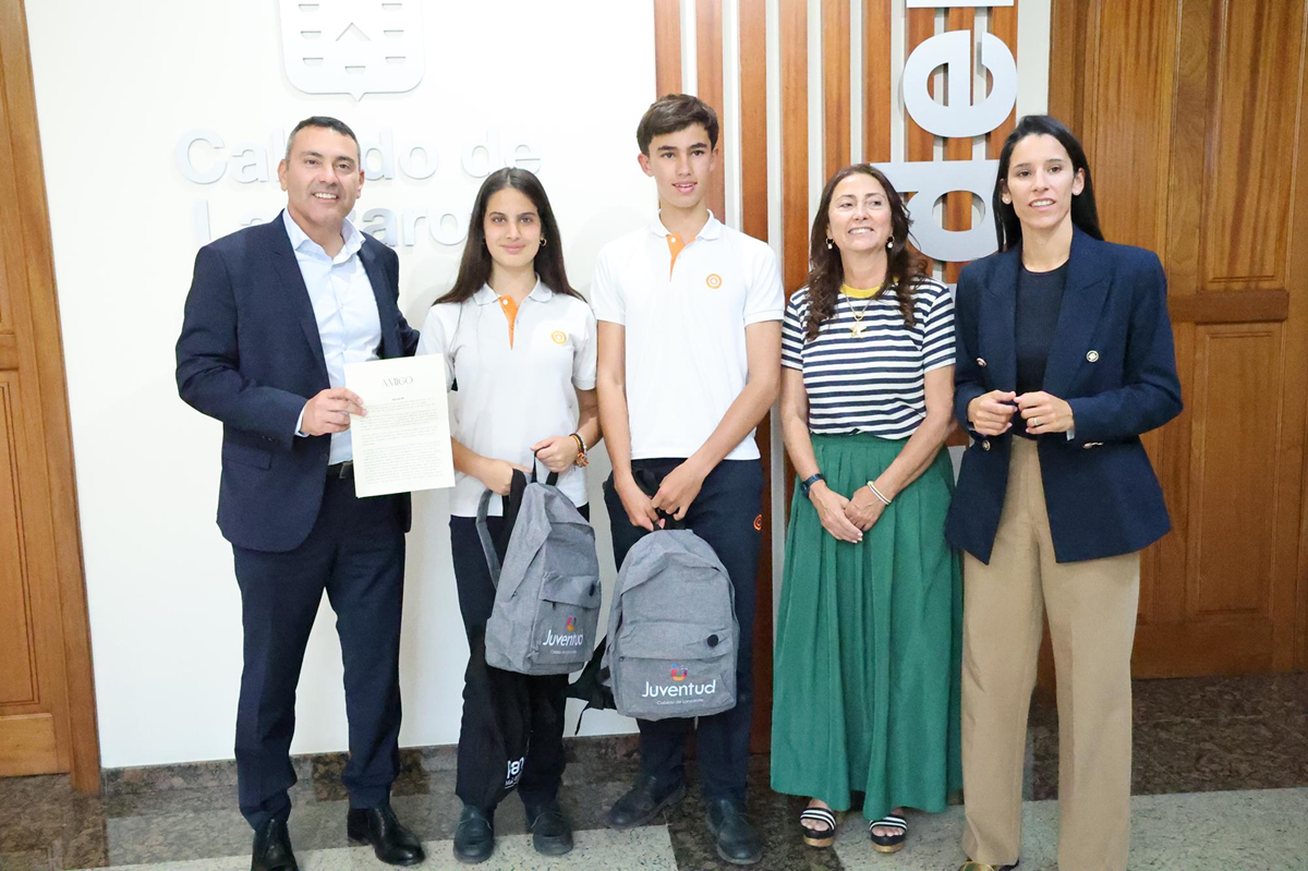 Recepción  Estudiantes Premios  Qué es el REF para ti  (2)dd