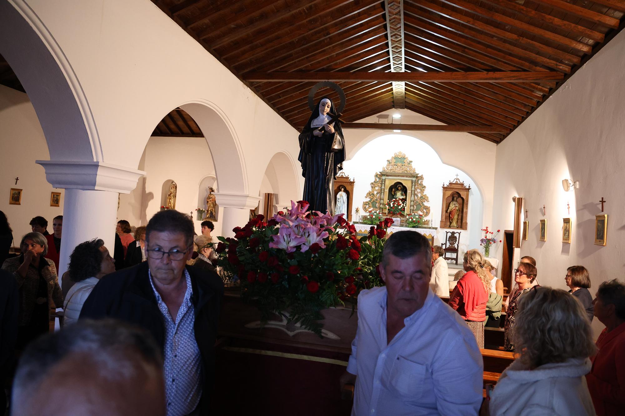 Procesión en honor a Santa Rita en Tao Procesión en honor a Santa Rita en Tao
