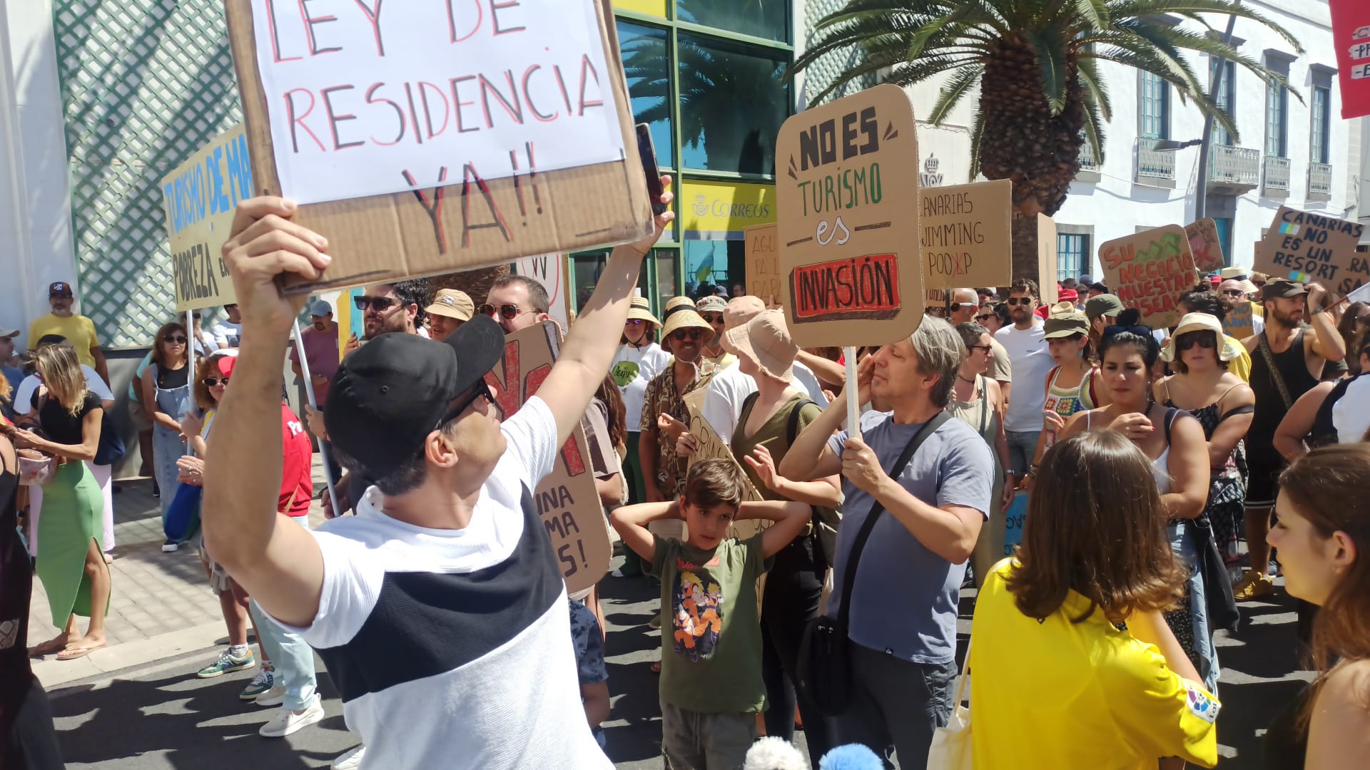 Lanzarote tiene un límite, 18M. Impuestos. Foto: Juan Mateos