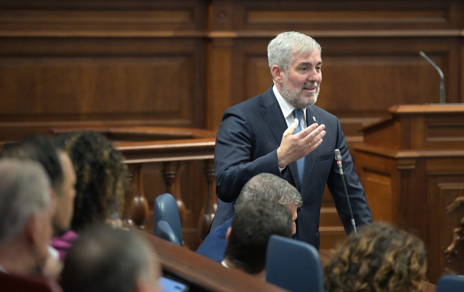 El presidente Clavijo hizo este anuncio en el Parlamento de Canarias