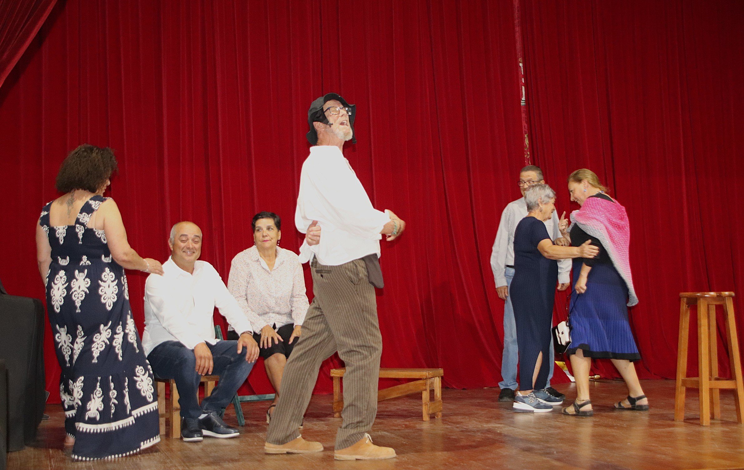 Mayores de Yaiza durante la obra de teatro