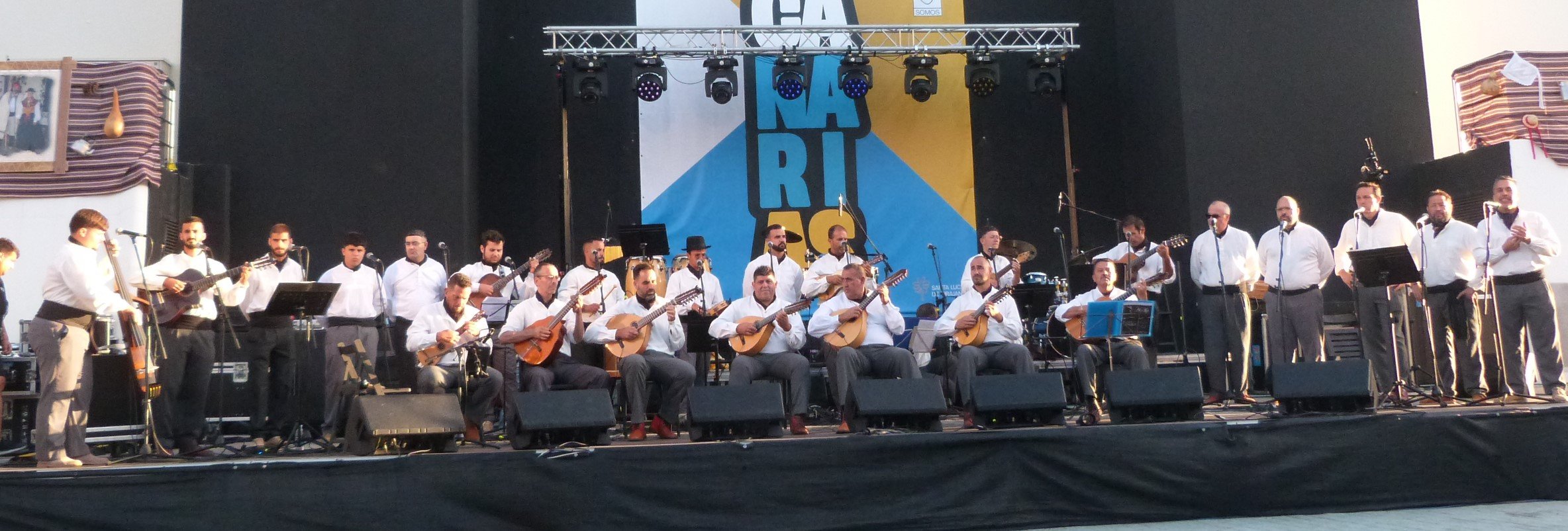 Actuación de Acatife en Gran Canaria