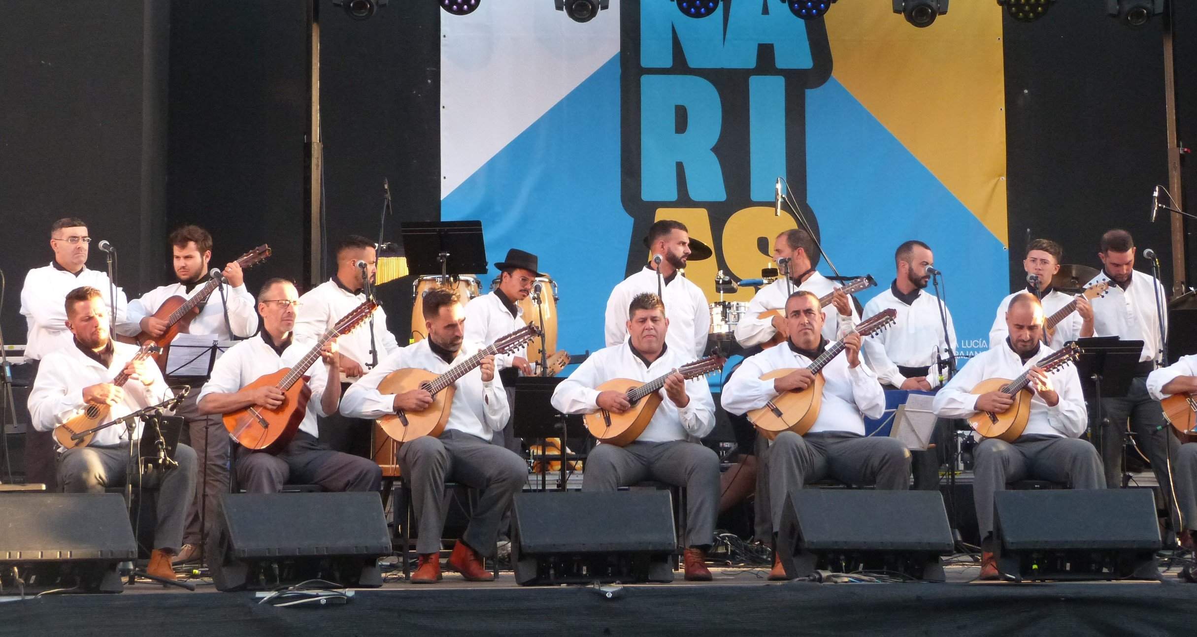 Actuación de Acatife en Gran Canaria