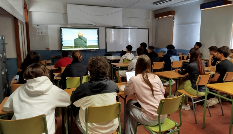 Proyección del documental en un centro escolar Proyección del documental en un centro escolar