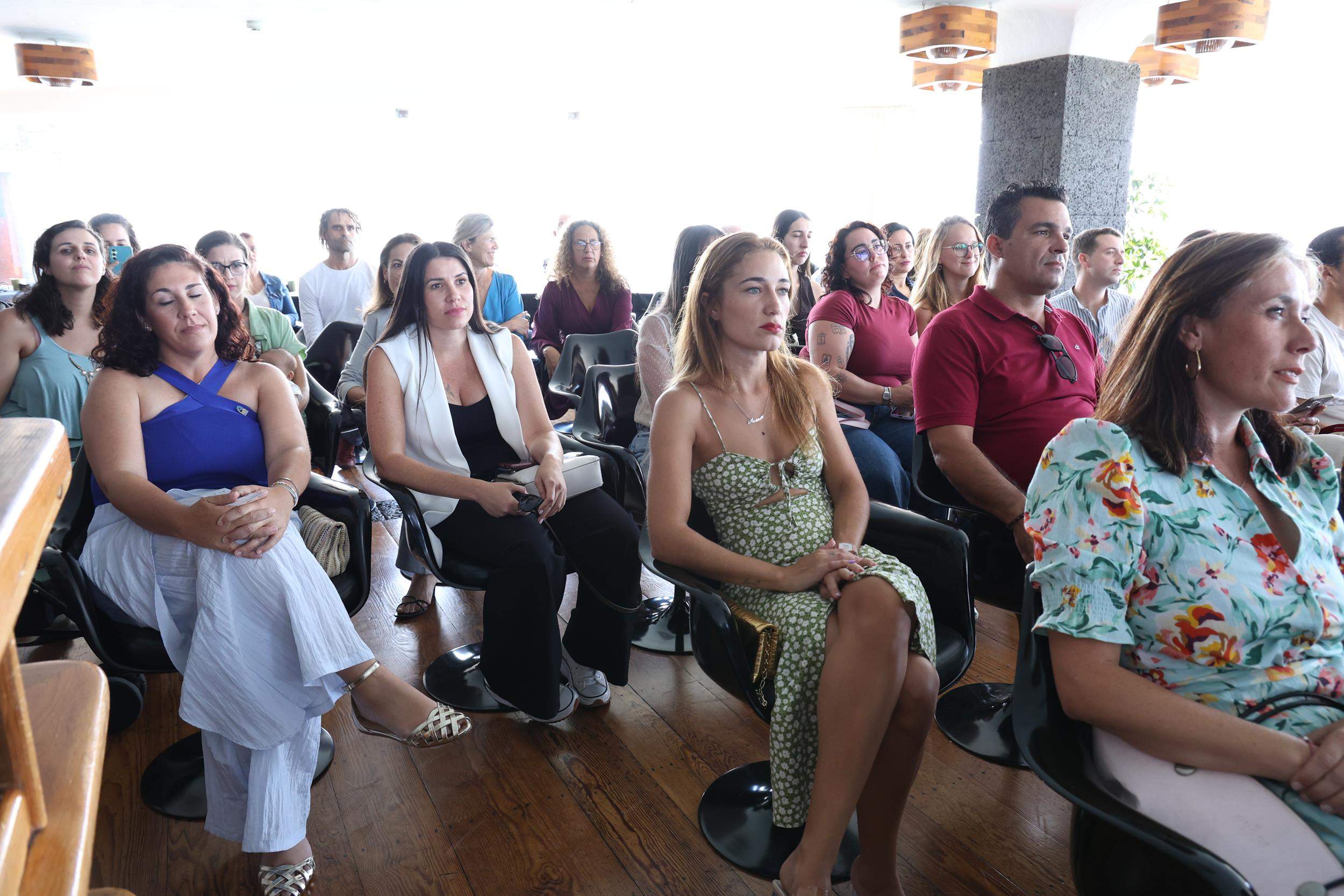 Encuentro de alumnos de la Escuela de Turismo de Lanzarote