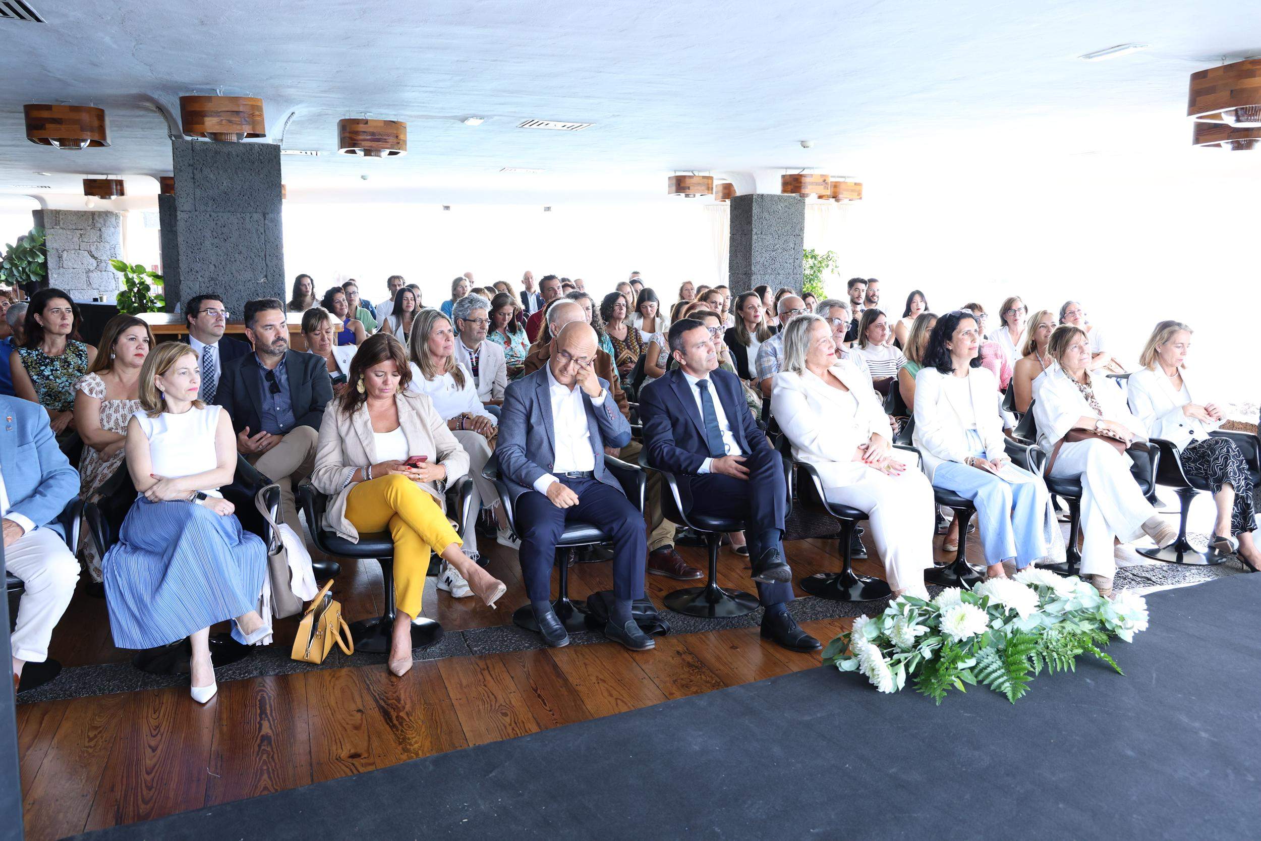 Encuentro de alumnos de la Escuela de Turismo de Lanzarote