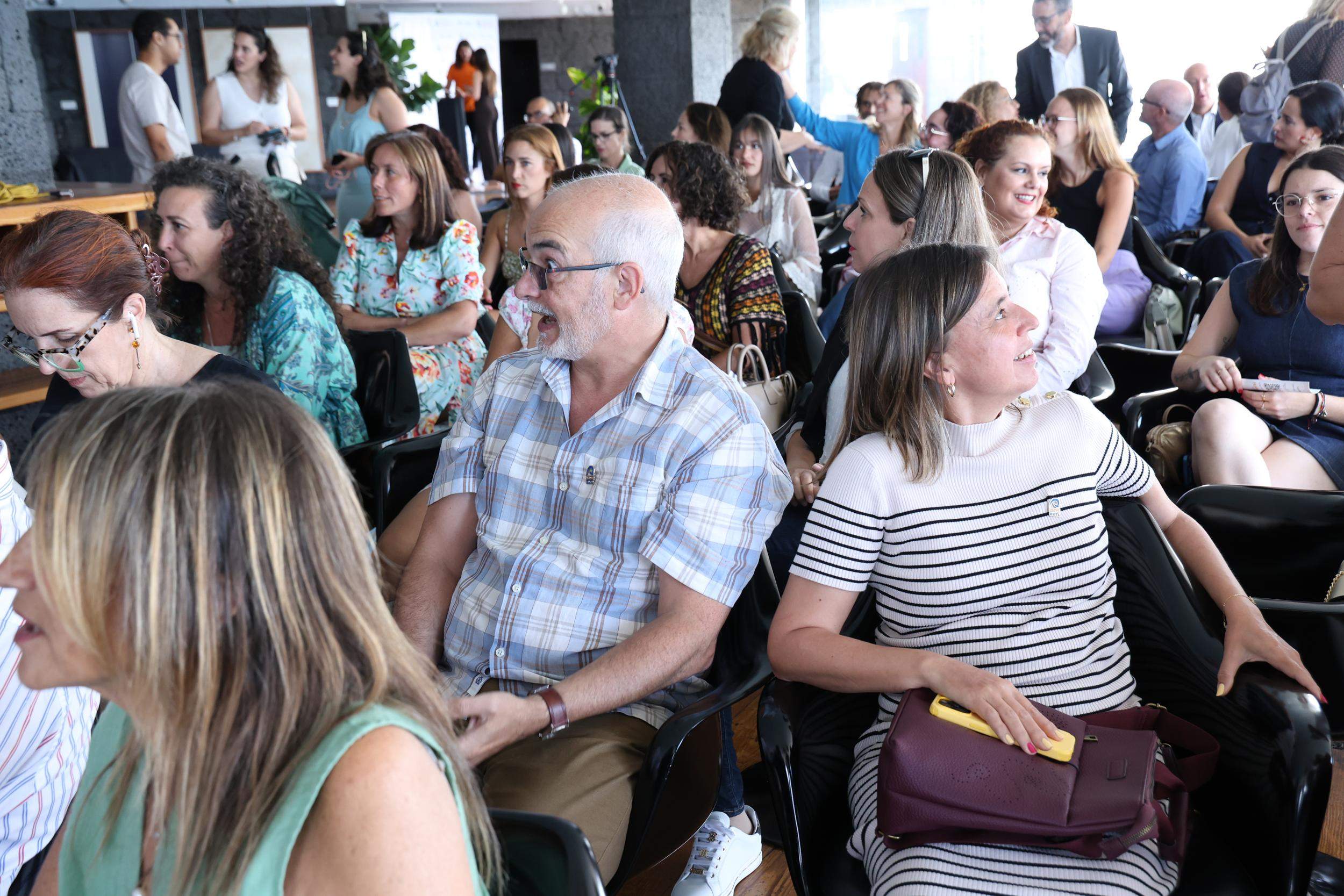 Encuentro de alumnos de la Escuela de Turismo de Lanzarote
