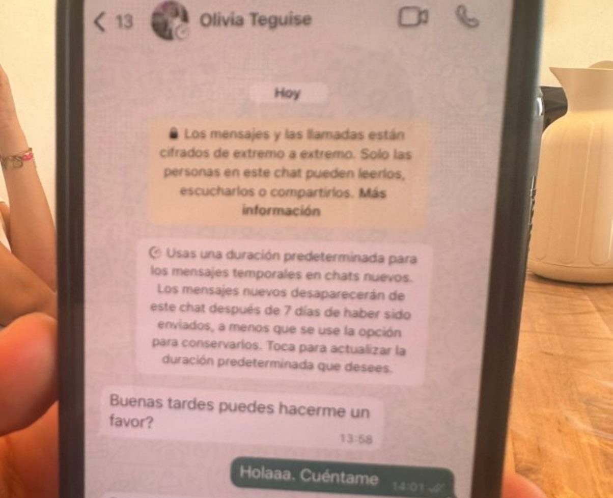 Imagen de uno de los mensajes recibidos 700x1024