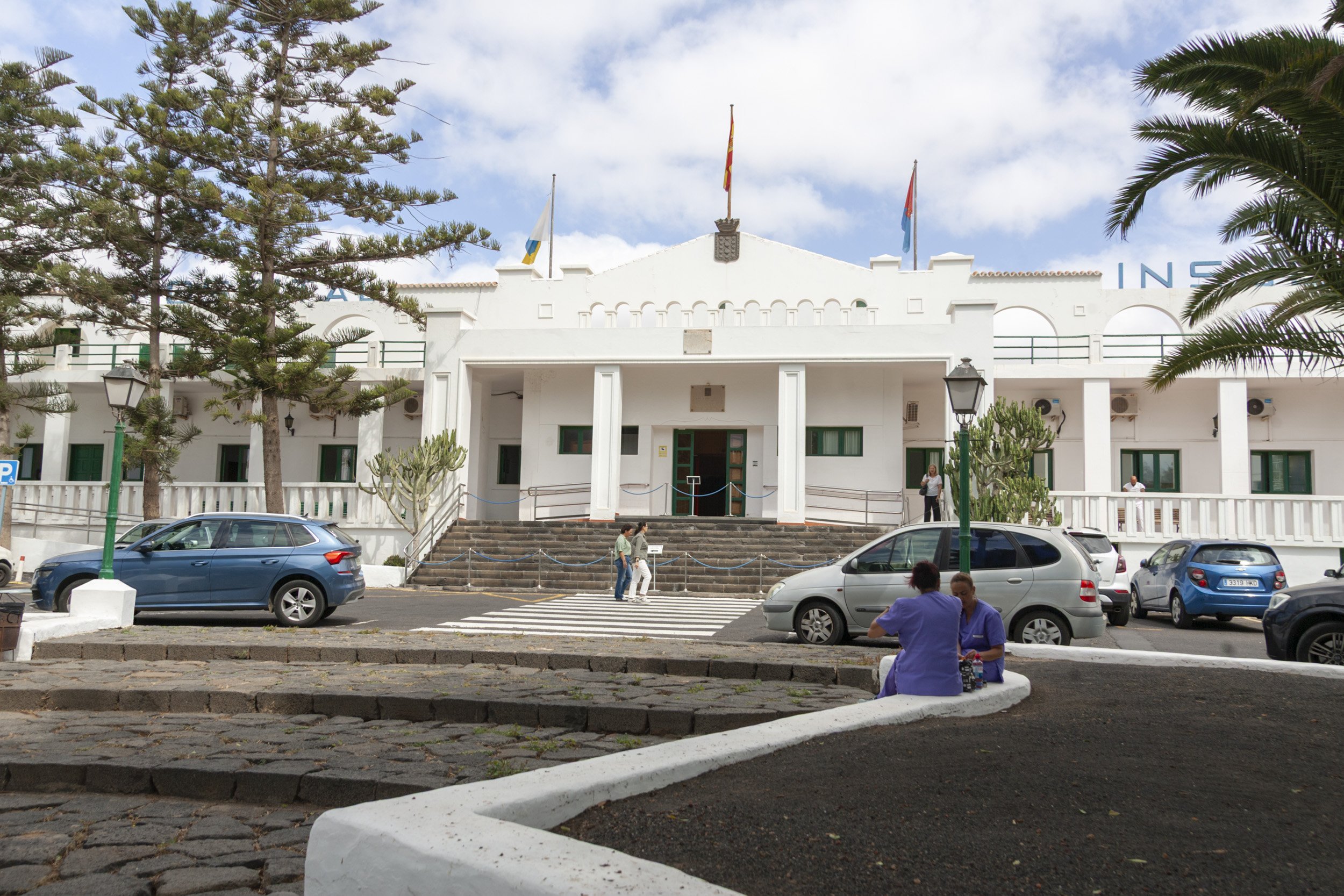 Fachada del Hospital Insular de Lanzarote. Foto: Juan Mateos.