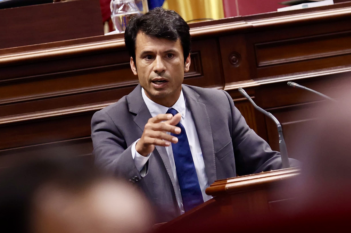 Marcos Bergaz (PSOE) en el parlamento canario