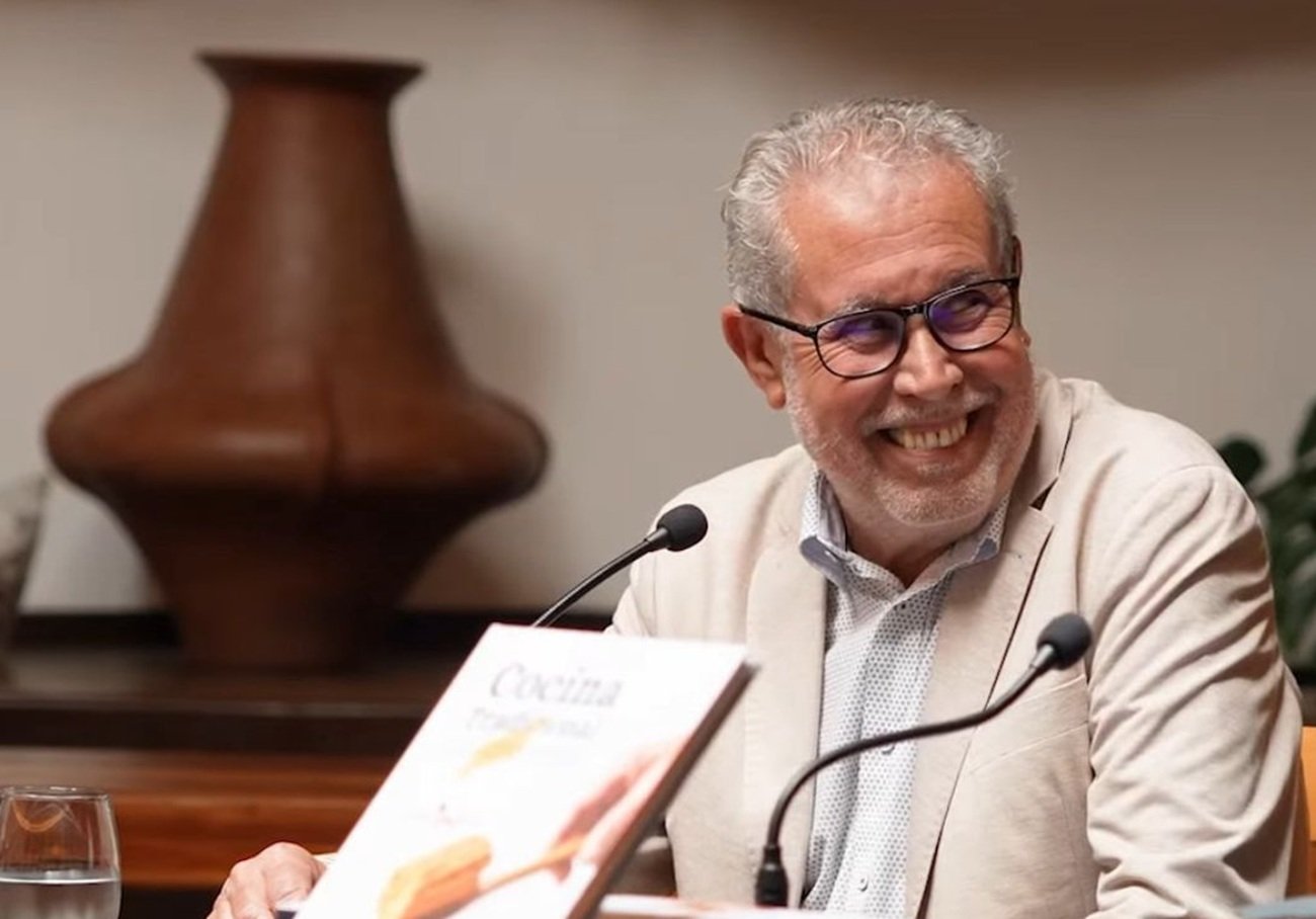 Fefo Nieves en la presentación del libro. Gastronomía.