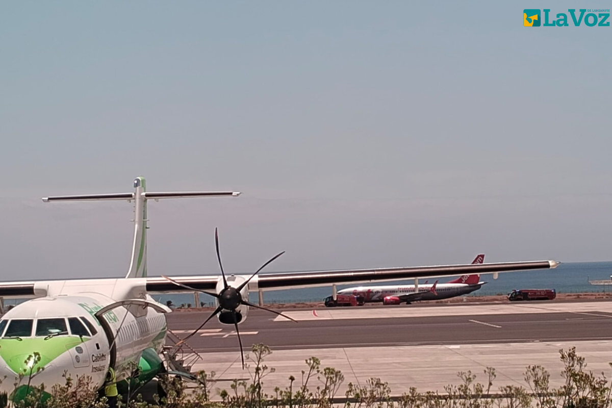 Avión de Jet2 afectado en el Aeropuerto de Lanzarote