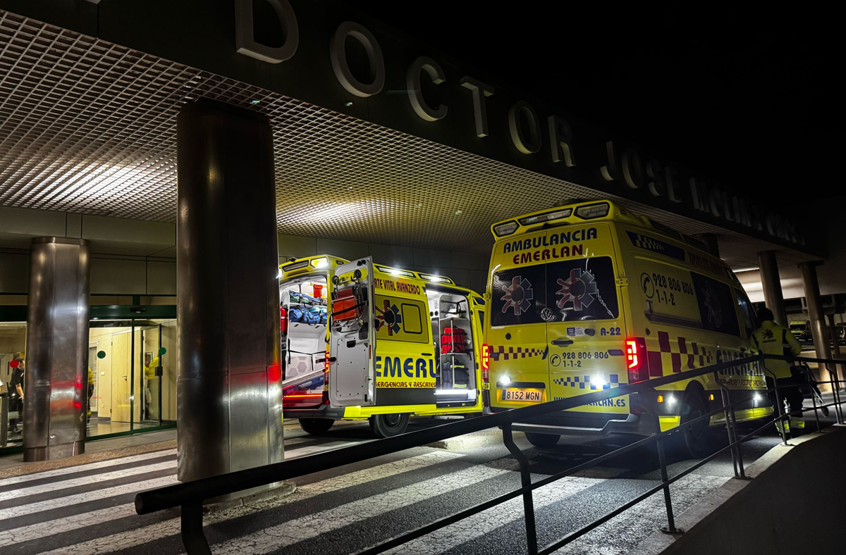 Ambulancias en el Hospital José Molina Orosa de Lanzarote