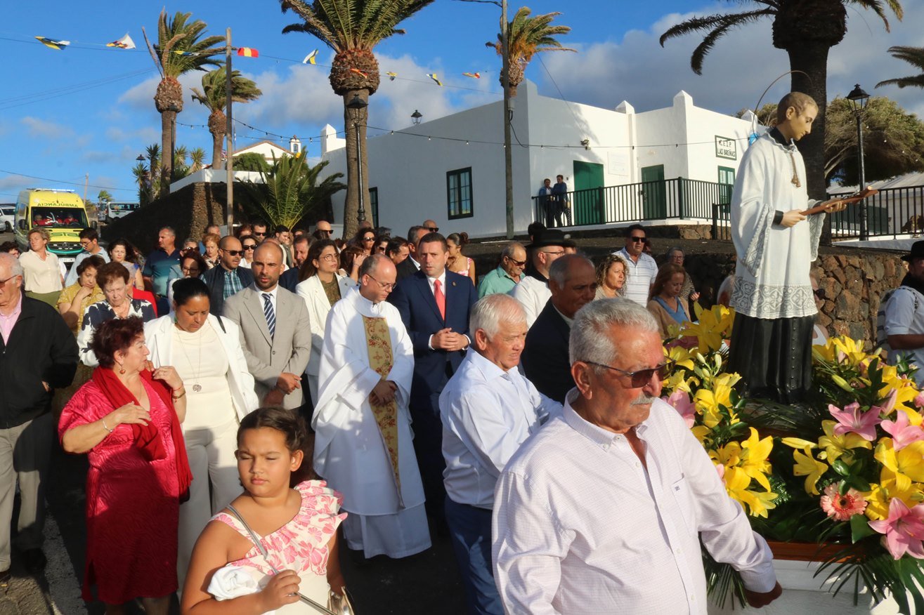 Procesión2
