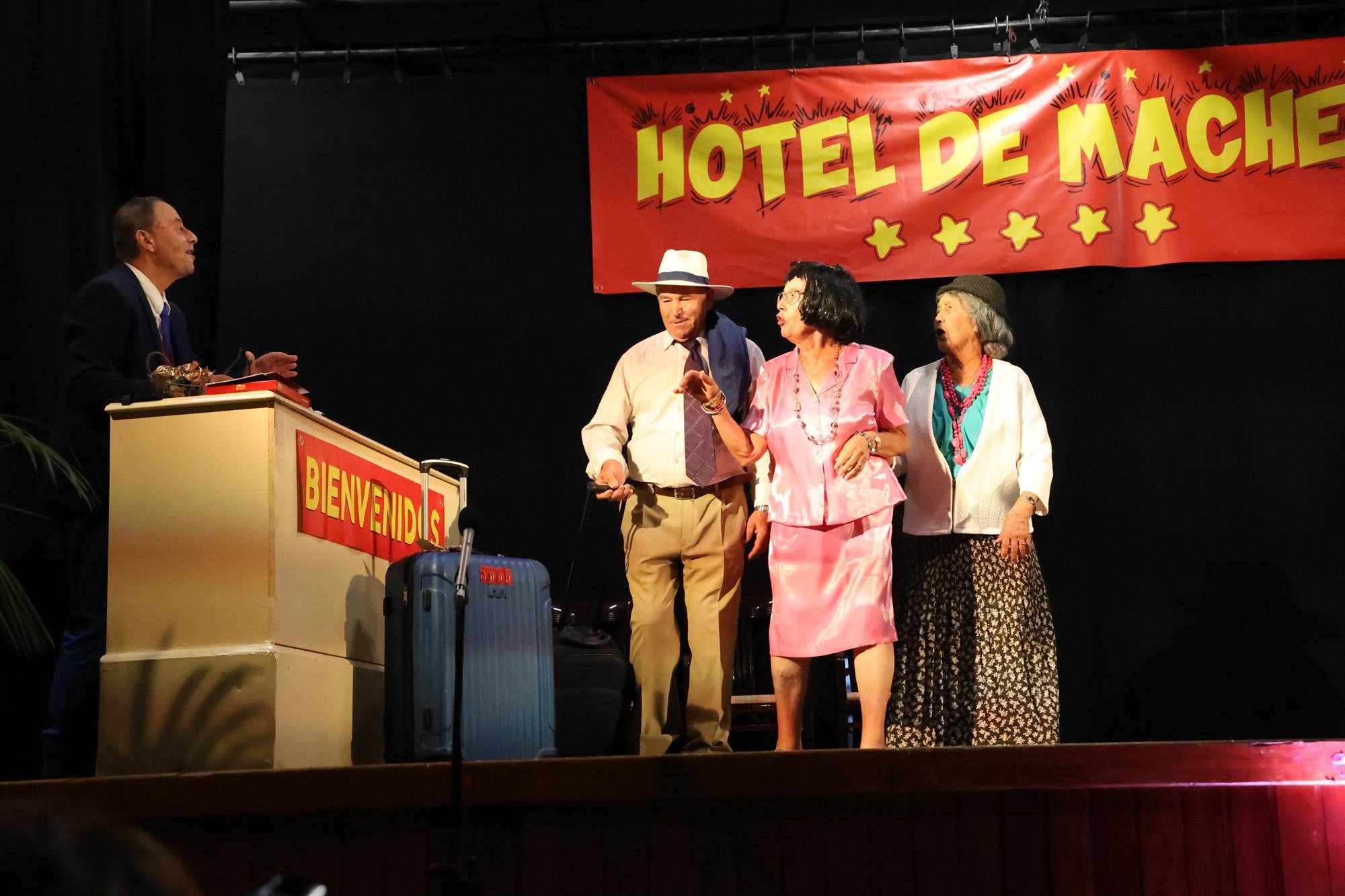 Obra 'Hotel de Mácher' en las fiestas patronales