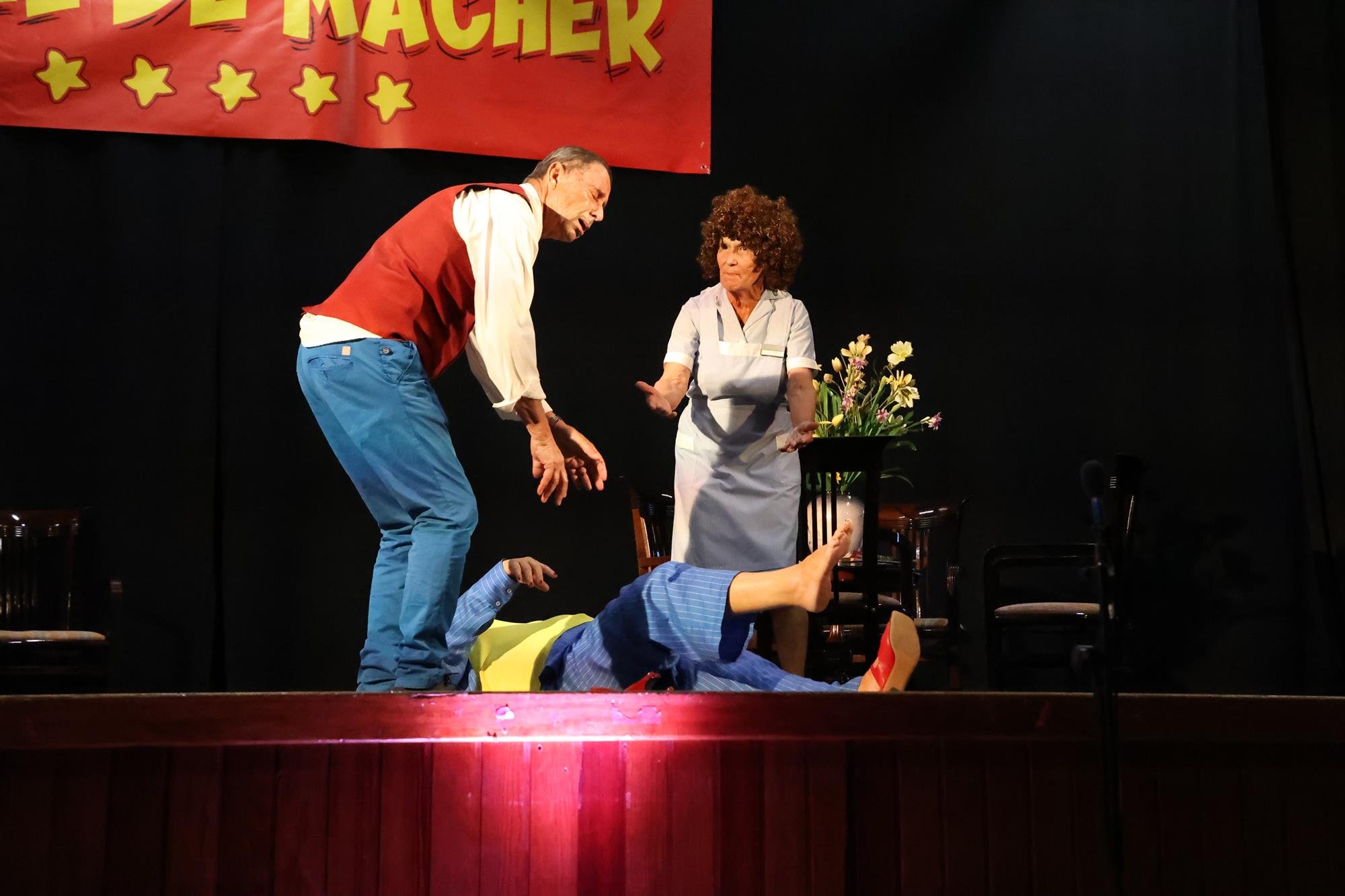 Obra 'Hotel de Mácher' en las fiestas patronales