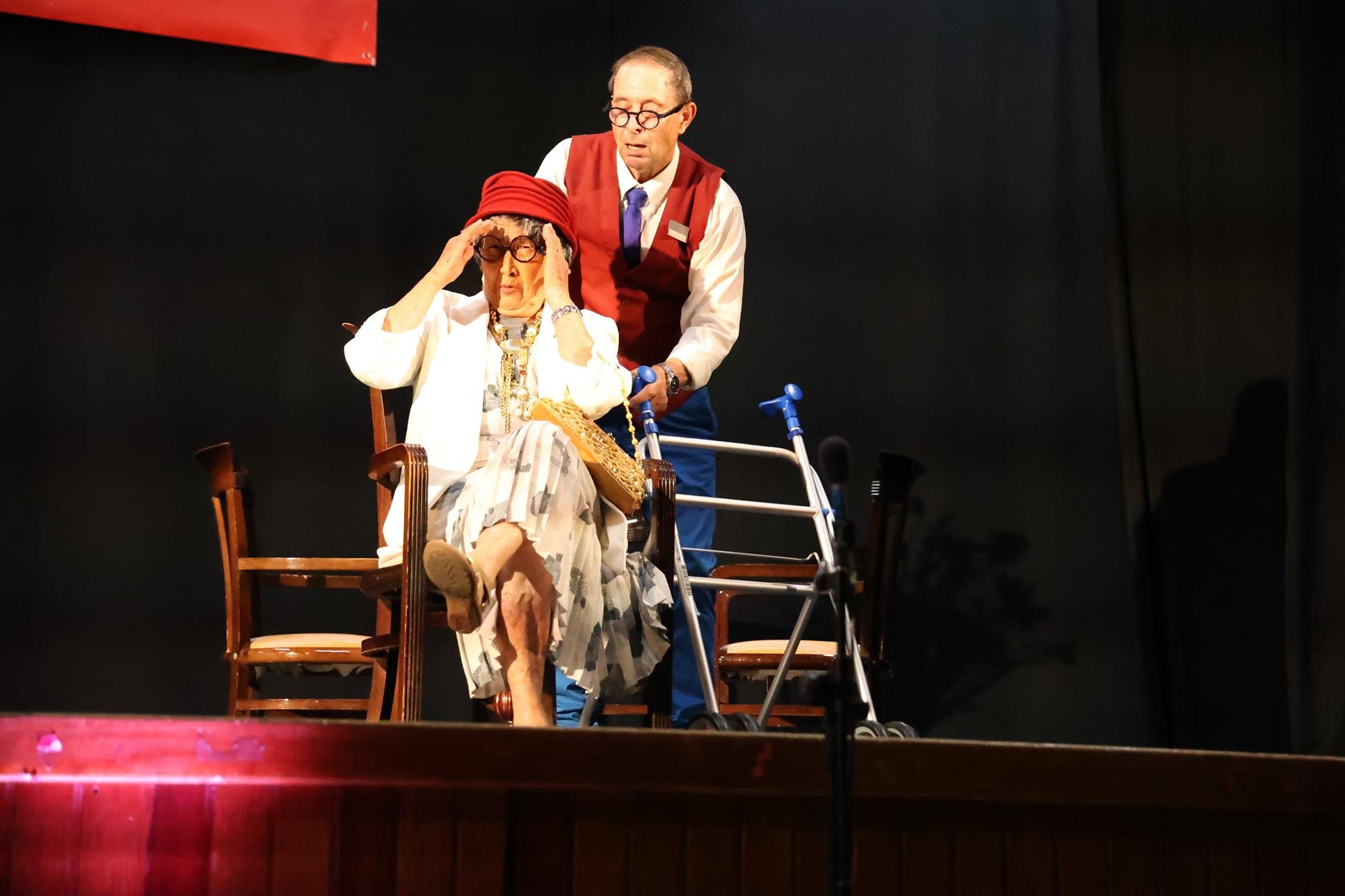 Obra 'Hotel de Mácher' en las fiestas patronales