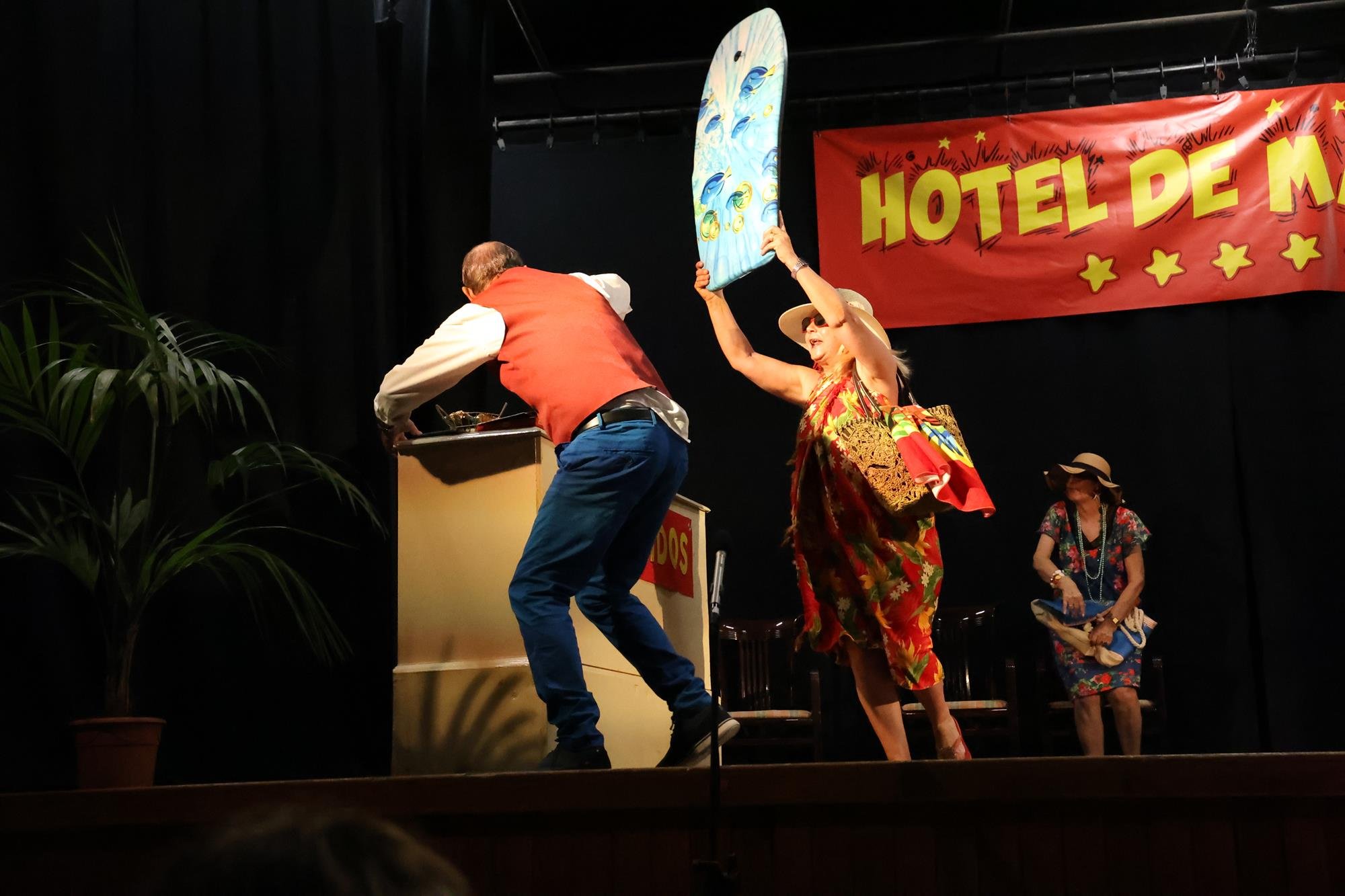 Obra 'Hotel de Mácher' en las fiestas patronales