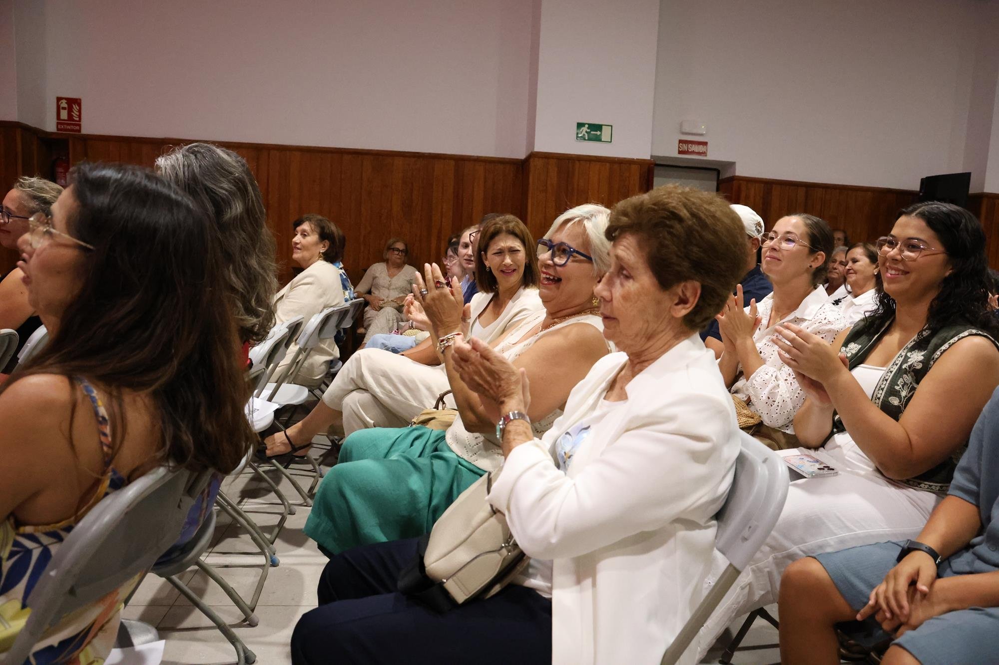 Homenaje a Francisco José Navarro en Mácher. Foto: La Voz