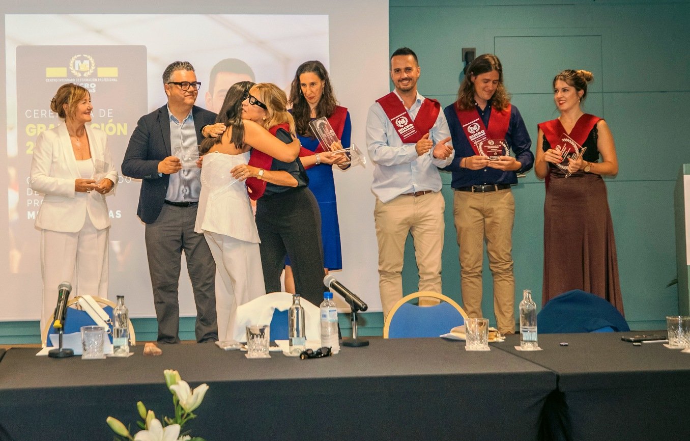 Ceremonia de fin de curso 24/25 en CIFP Microsistemas