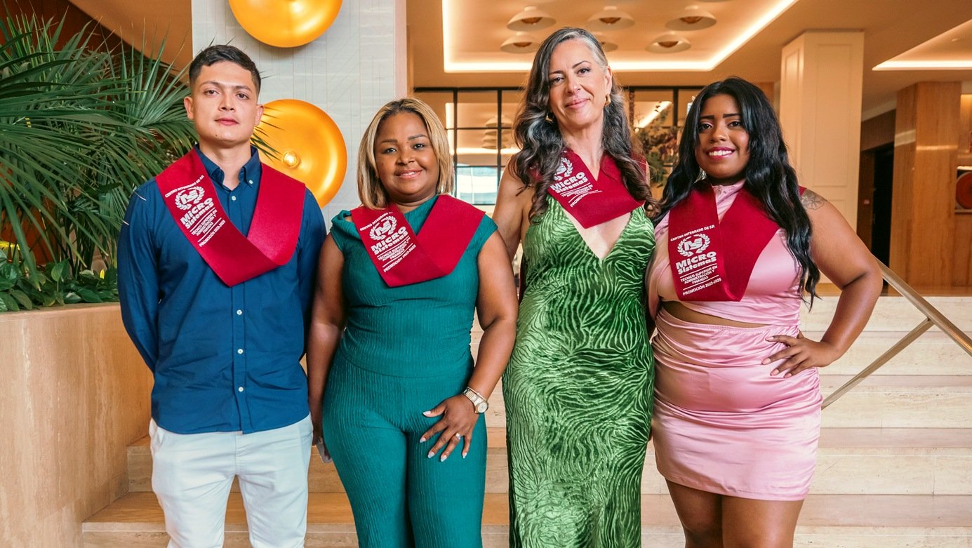 Ceremonia de fin de curso 24/25 en CIFP Microsistemas