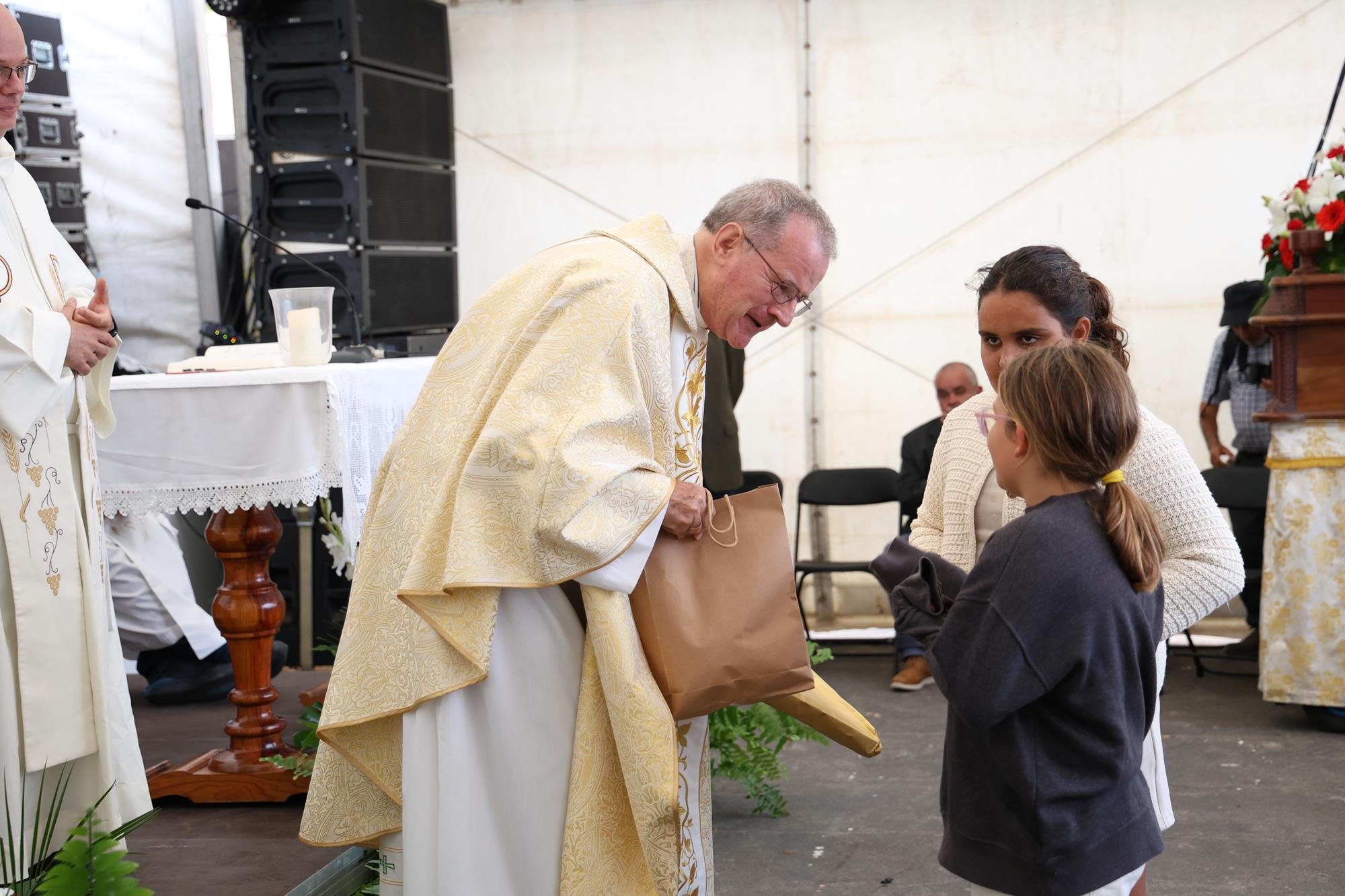 Procesión de San Marcial. Fotos: La Voz. Procesión de San Marcial. Fotos: La Voz.