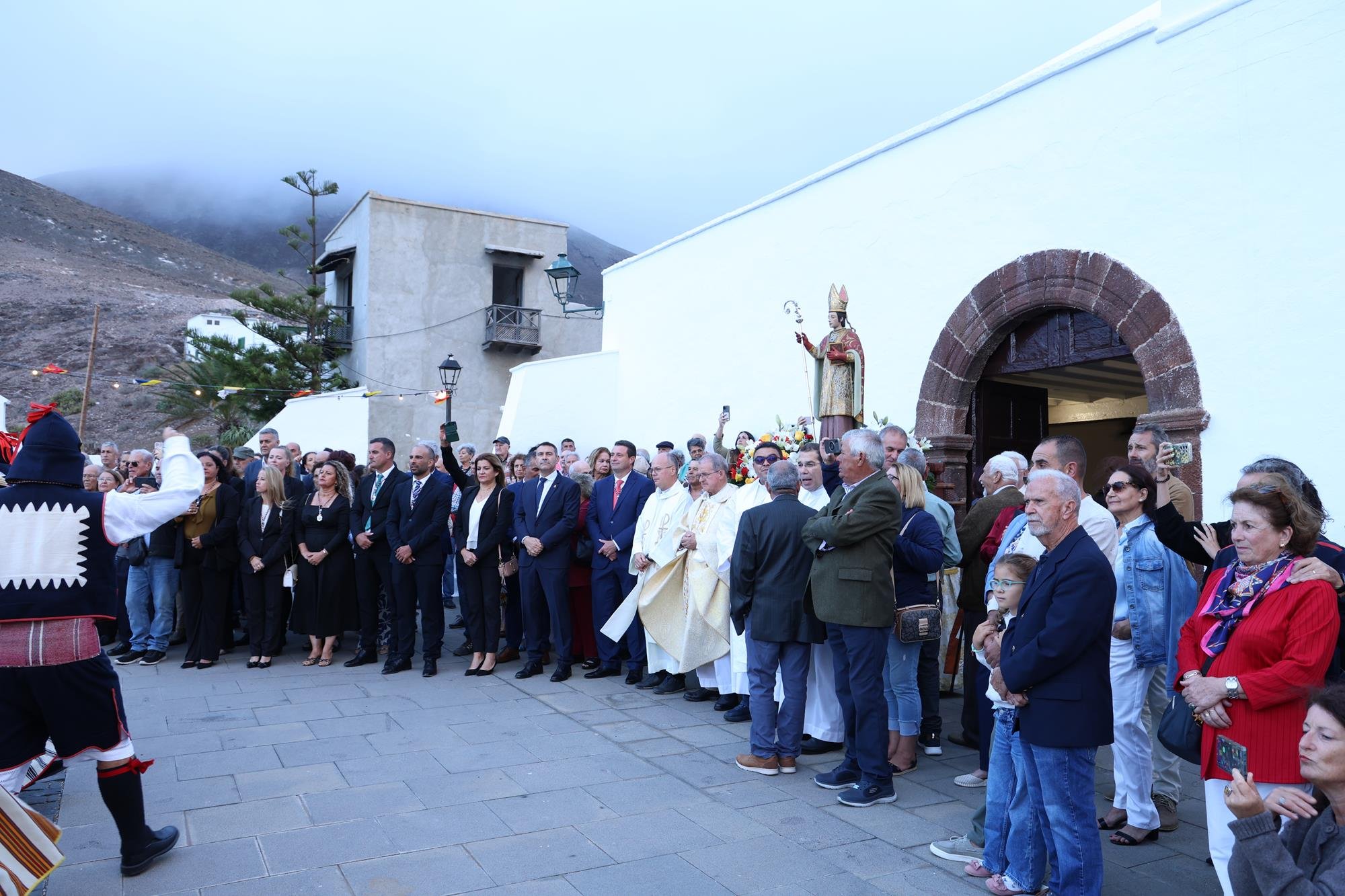 Procesión de San Marcial. Fotos: La Voz. Procesión de San Marcial. Fotos: La Voz.