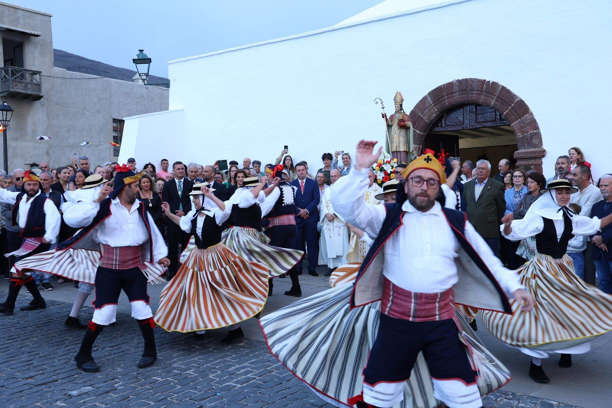 Procesión de San Marcial. Fotos: La Voz. Procesión de San Marcial. Fotos: La Voz.
