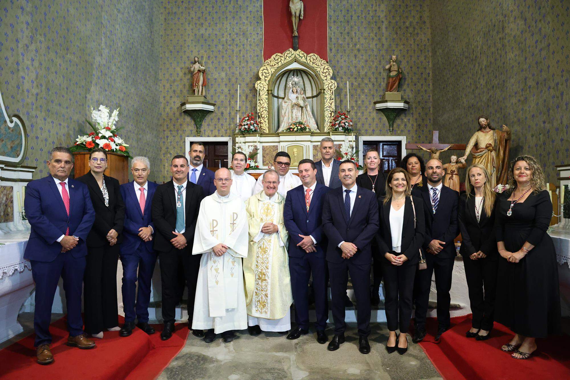 Procesión de San Marcial. Fotos: La Voz. Procesión de San Marcial. Fotos: La Voz.