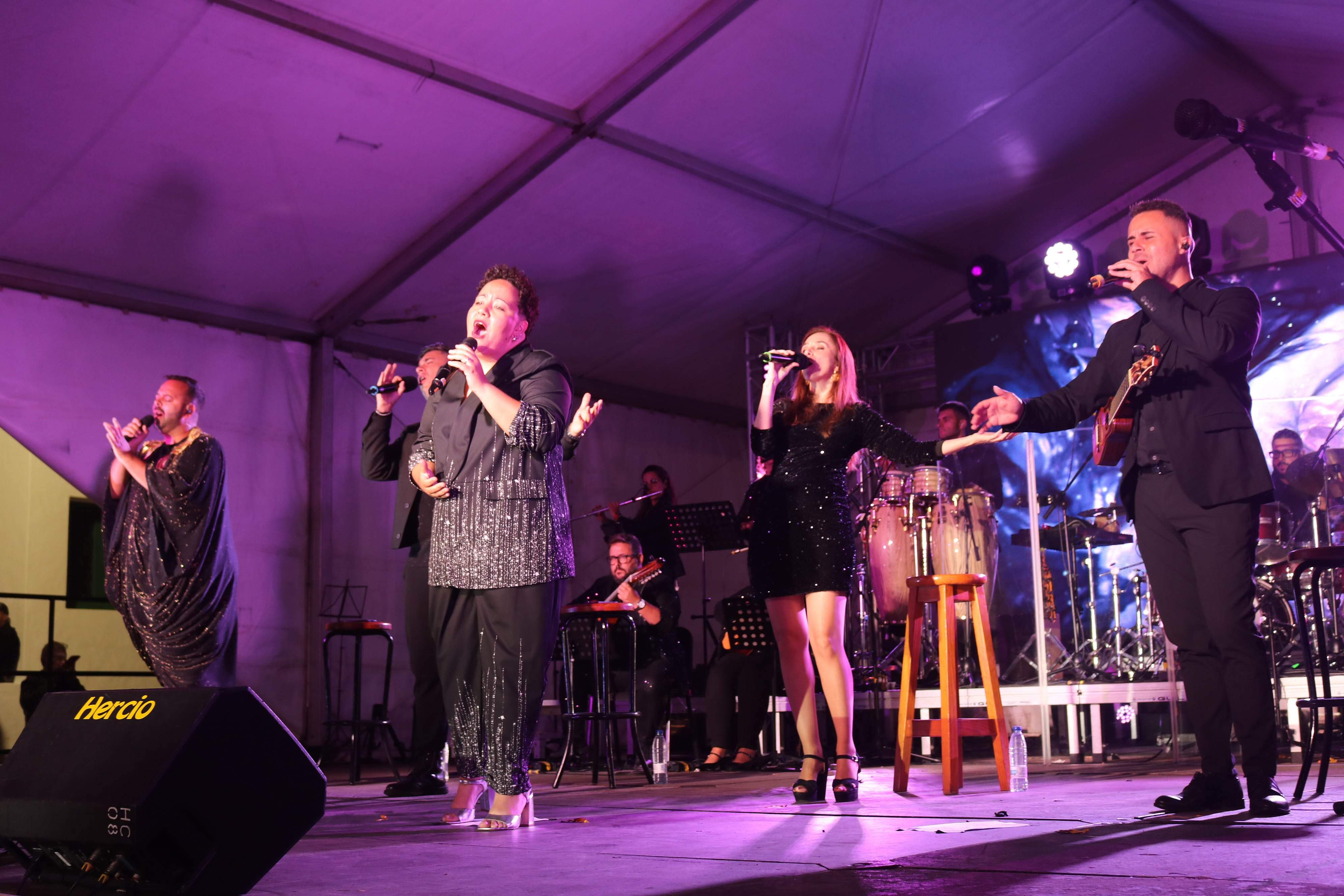 Los Cantadores y Shaila Dúrcal en Femés, 2025