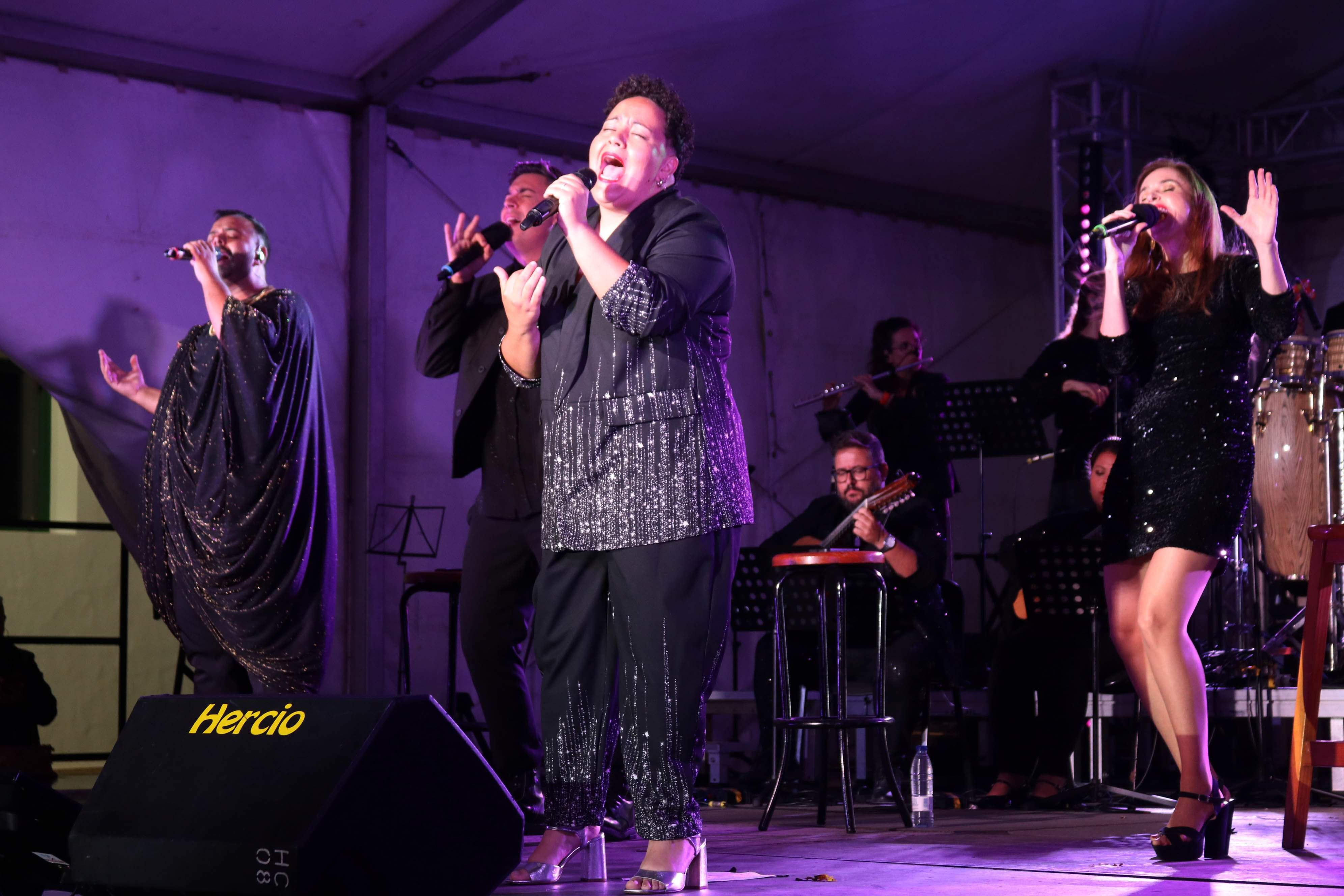 Los Cantadores y Shaila Dúrcal en Femés, 2025