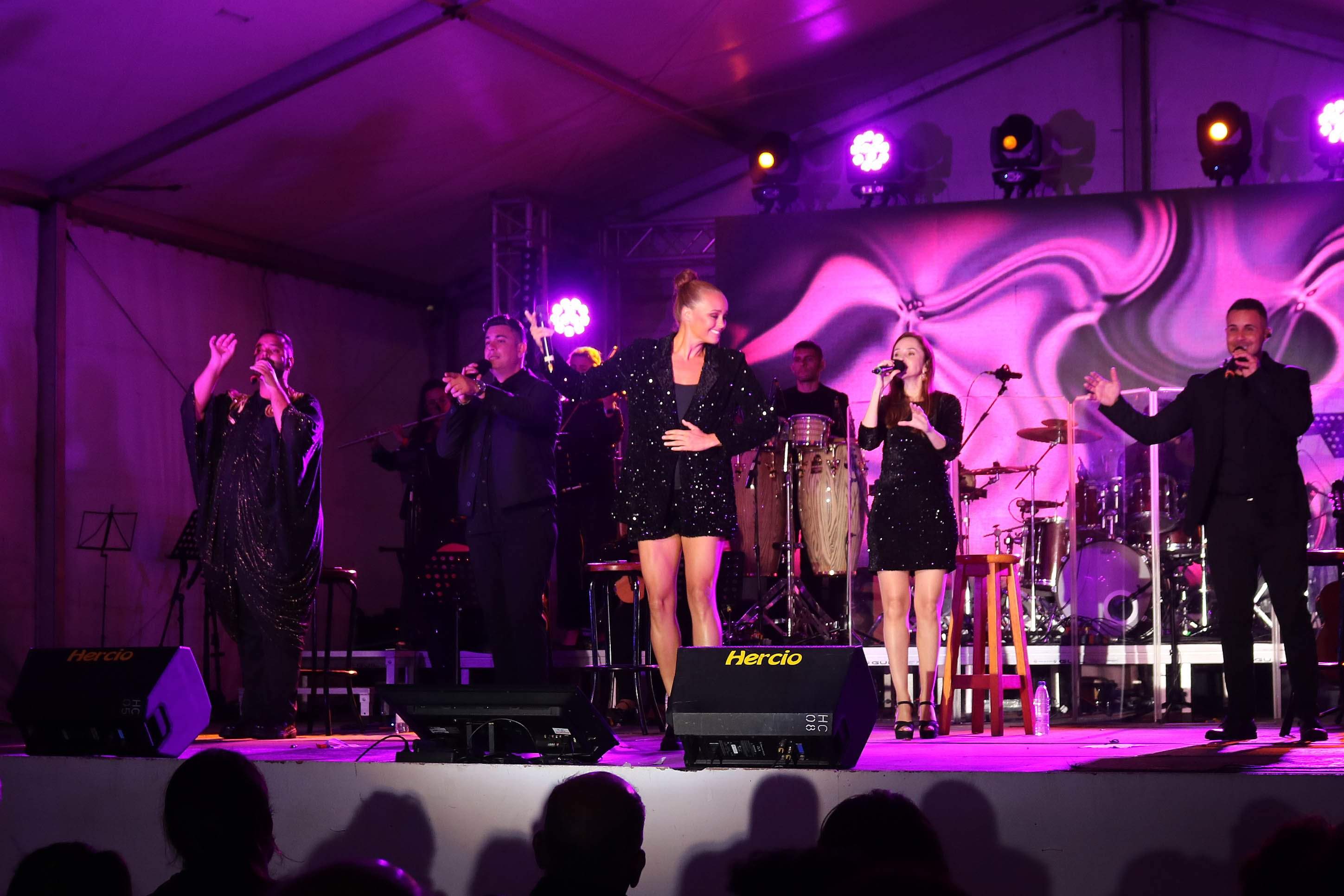 Los Cantadores y Shaila Dúrcal en Femés, 2025