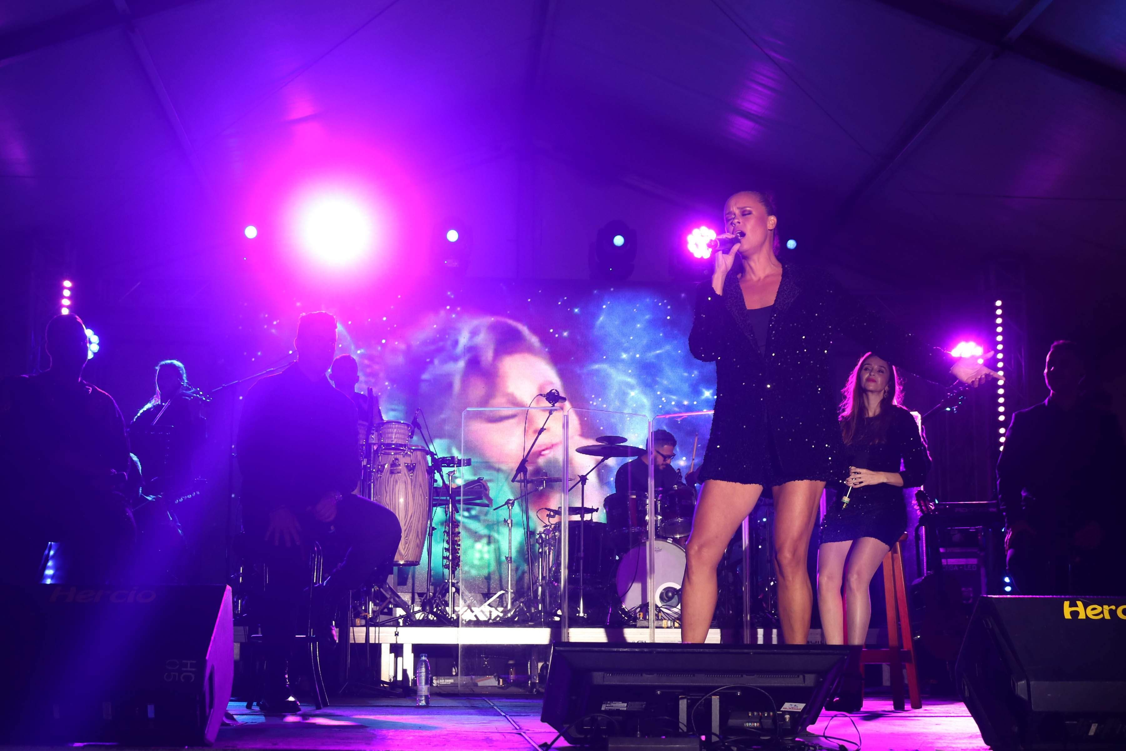 Los Cantadores y Shaila Dúrcal en Femés, 2025