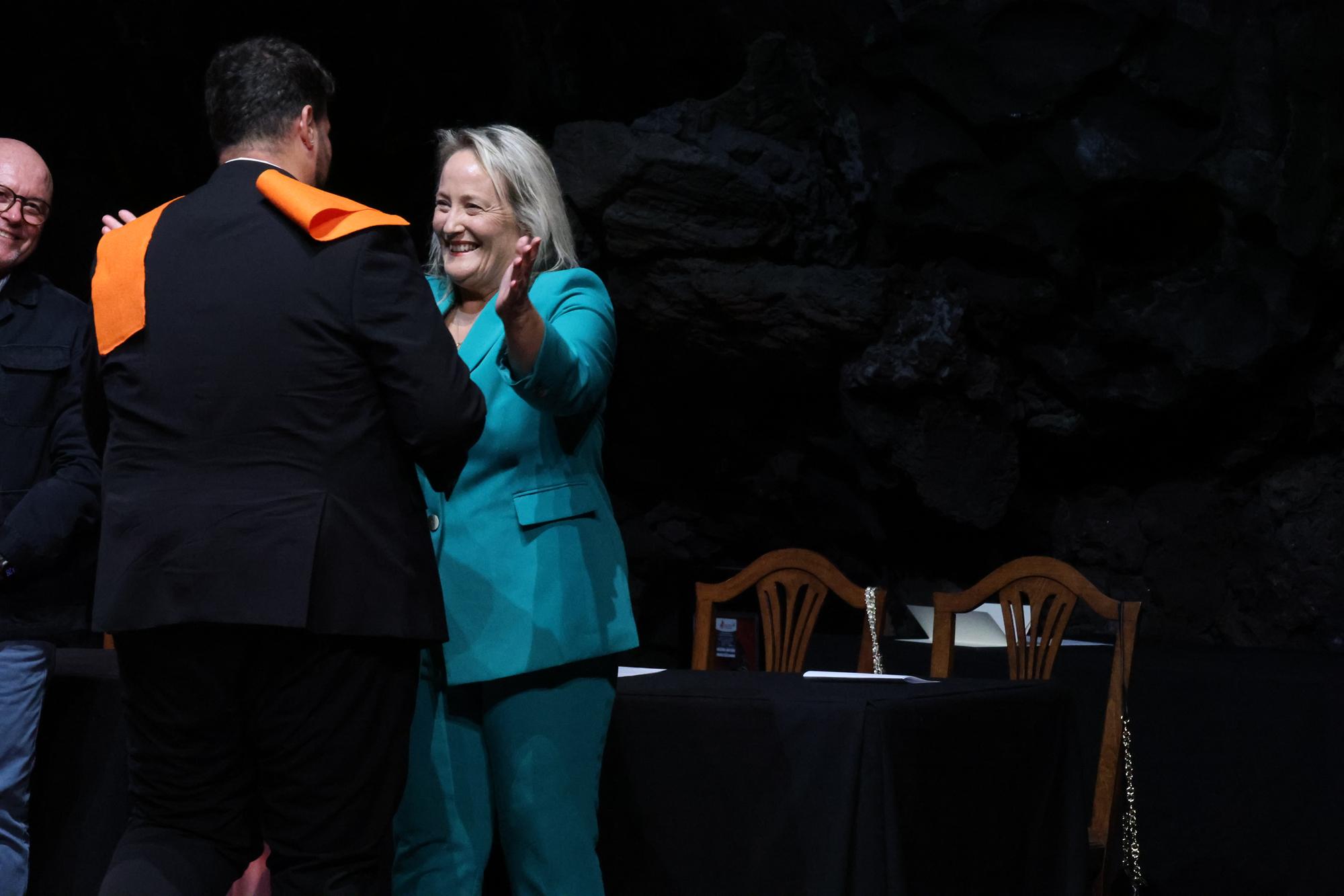 XV PROMOCIÓN GRADO EN TURISMO (35) XV PROMOCIÓN GRADO EN TURISMO (35)