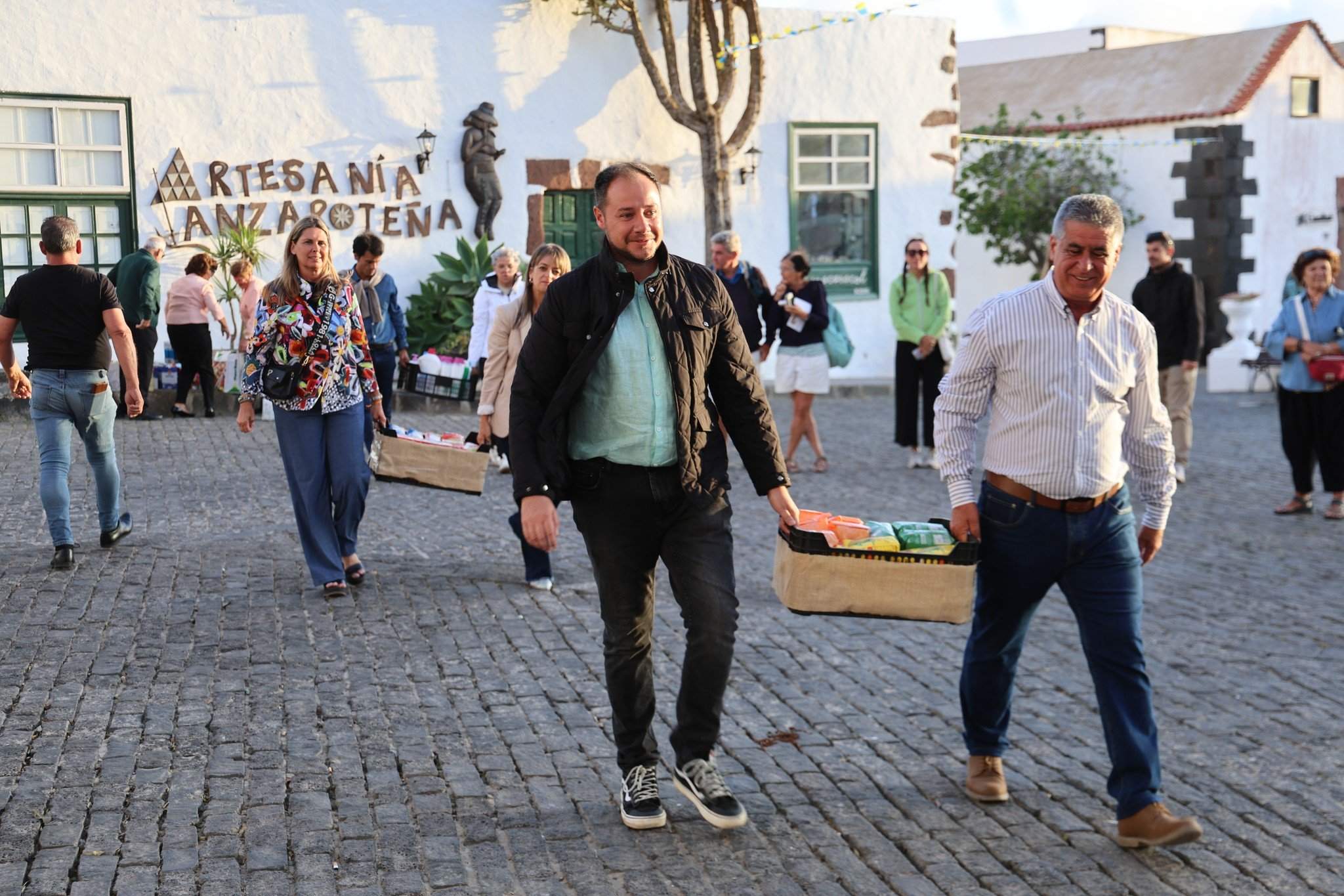 Ofrenda Nuestra Señora del Carmen. Fotos: Norberto de León. Ofrenda Nuestra Señora del Carmen. Fotos: Norberto de León.
